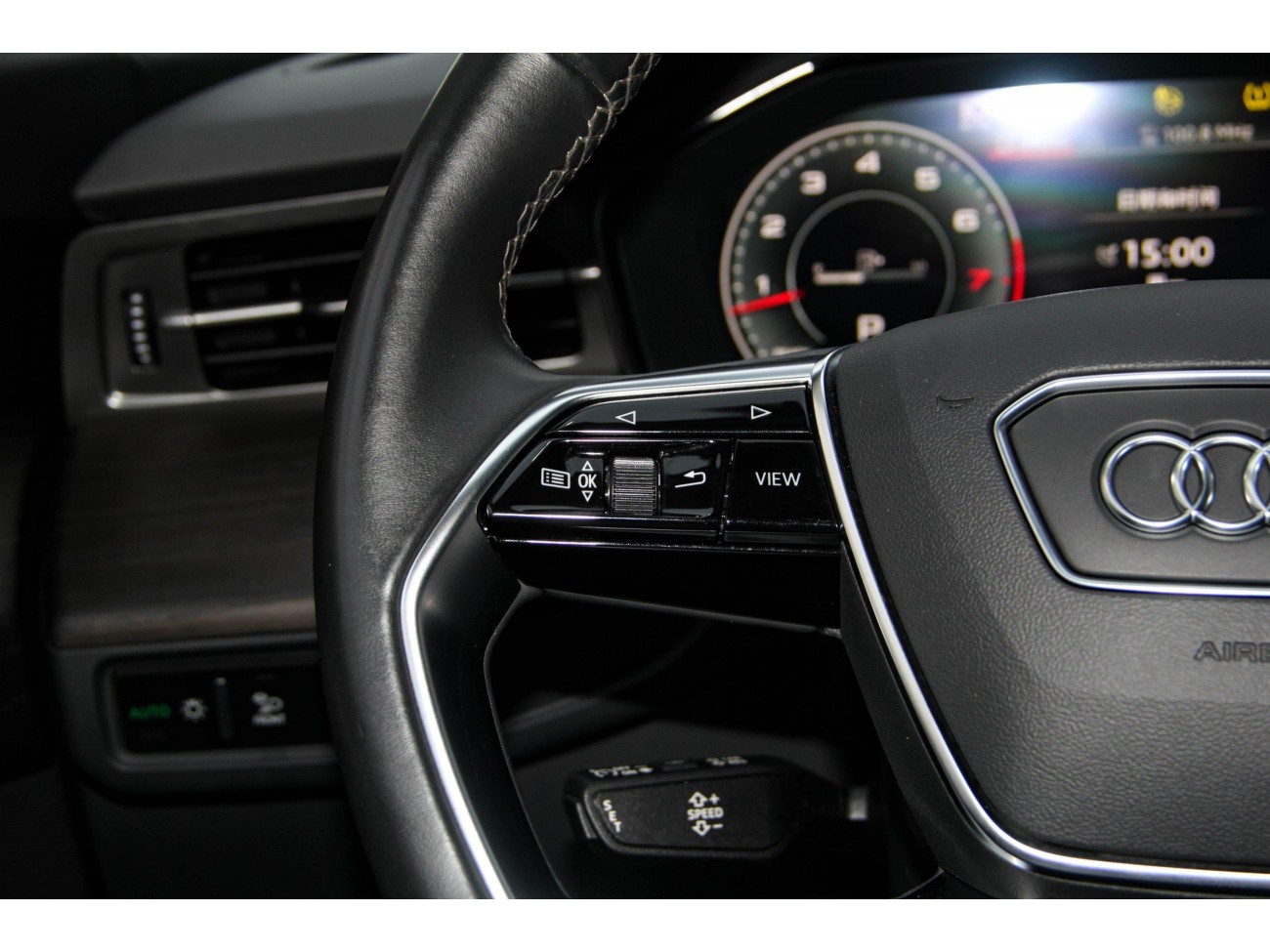 Audi Q6 40 TFSI 2024