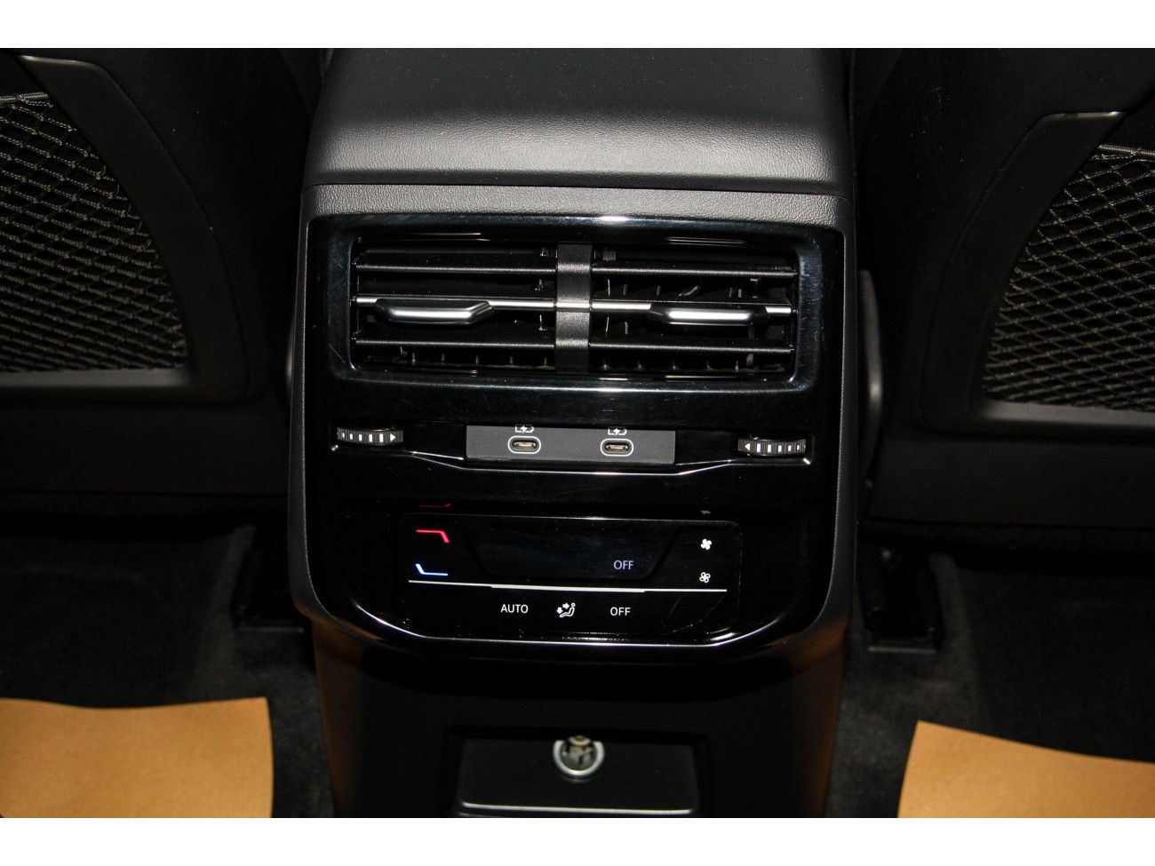 Audi Q6 40 TFSI 2024