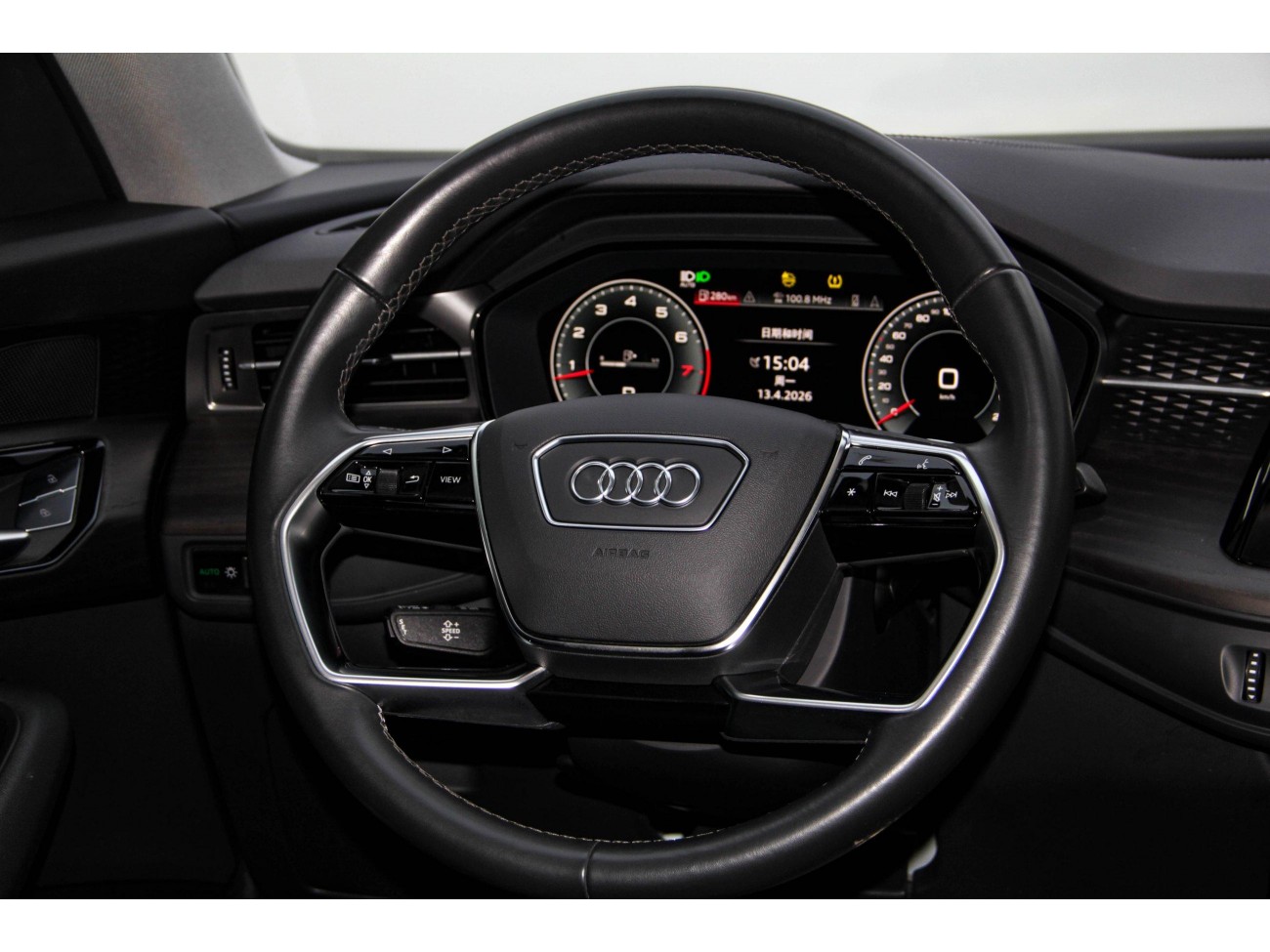 Audi Q6 40 TFSI 2024