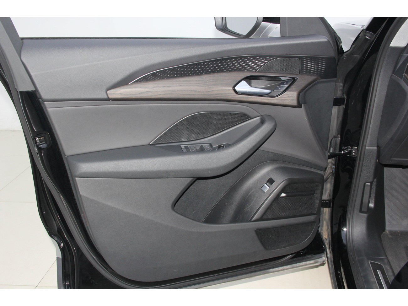 Audi Q6 40 TFSI 2024