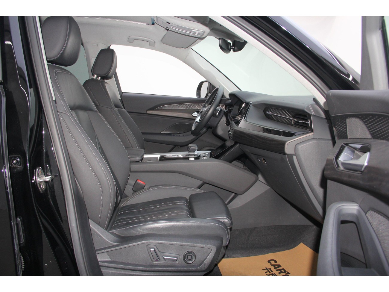 Audi Q6 40 TFSI 2024