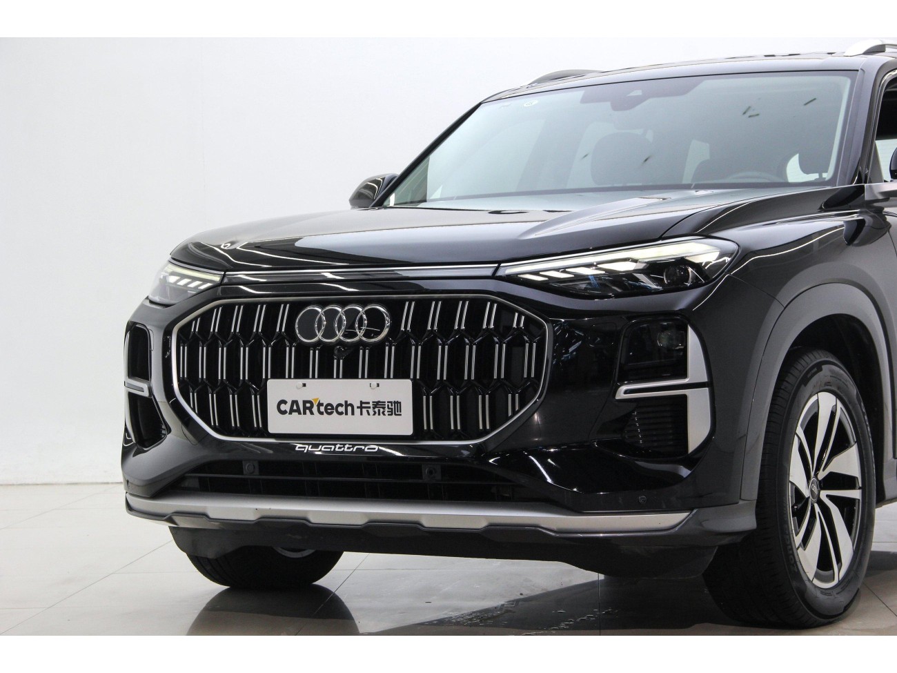 Audi Q6 40 TFSI 2024