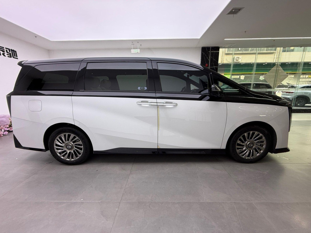 Trumpchi M8 2023