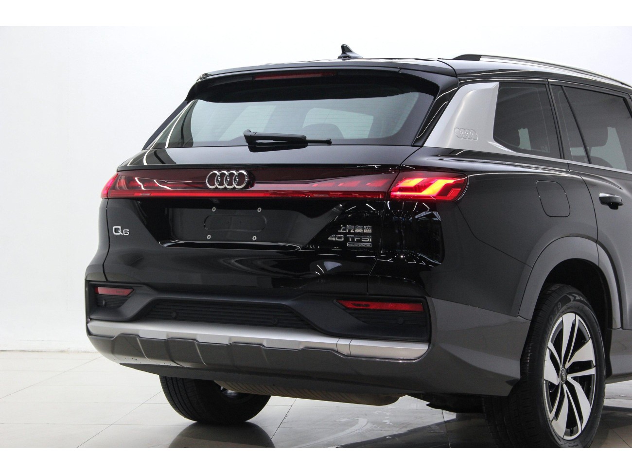 Audi Q6 40 TFSI 2024