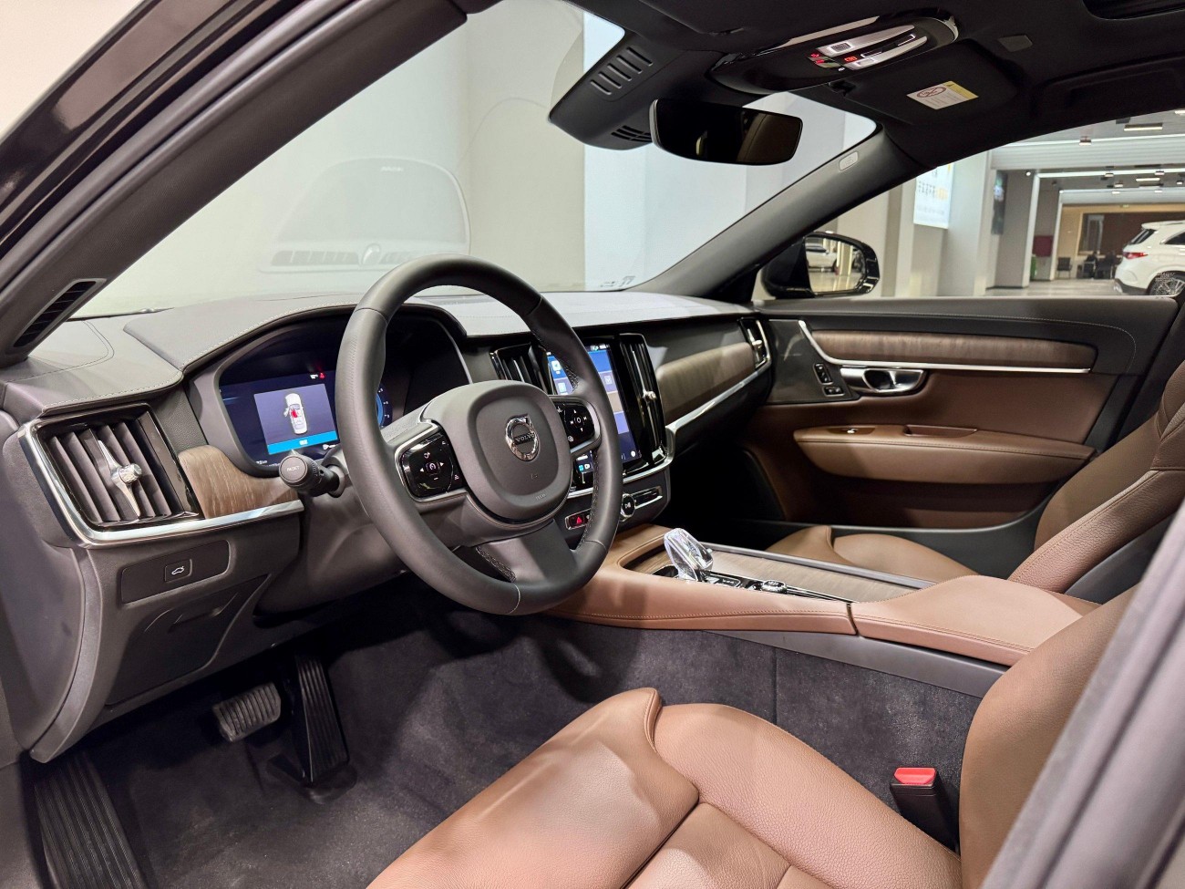 Volvo S90 2025