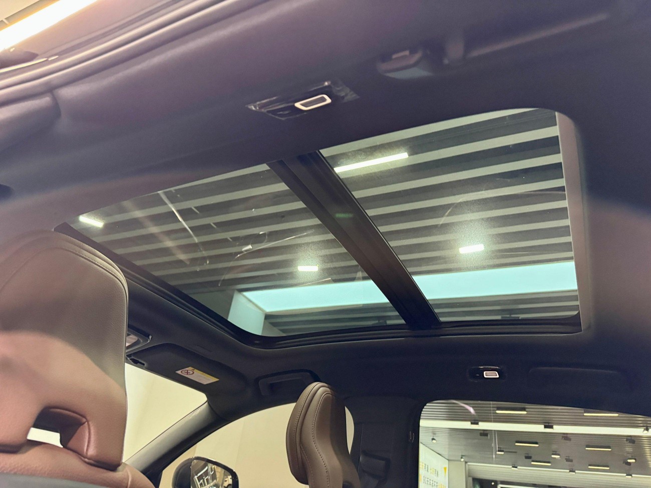 Volvo S90 2025
