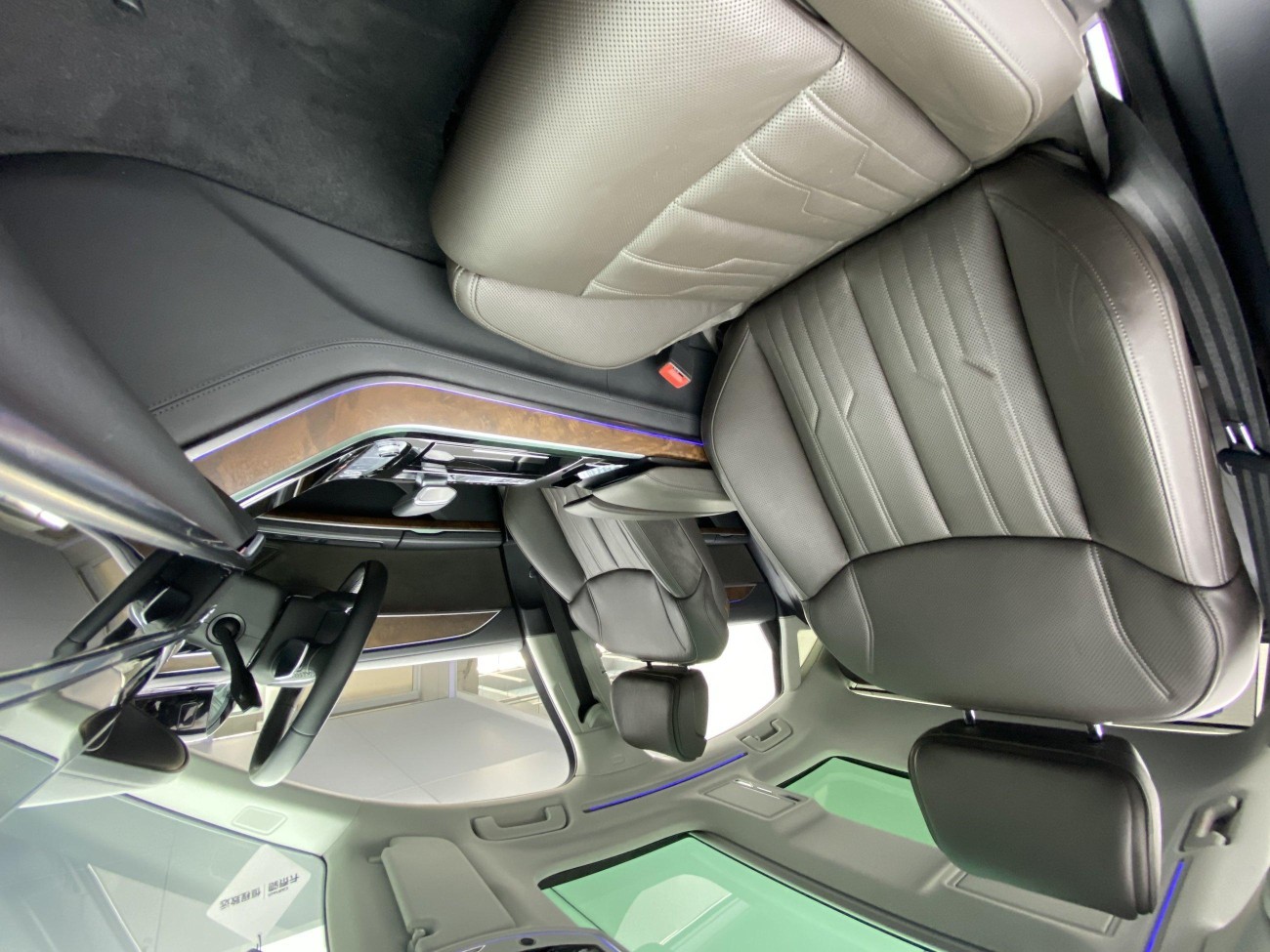 Audi A8L 55 TFSI 2020