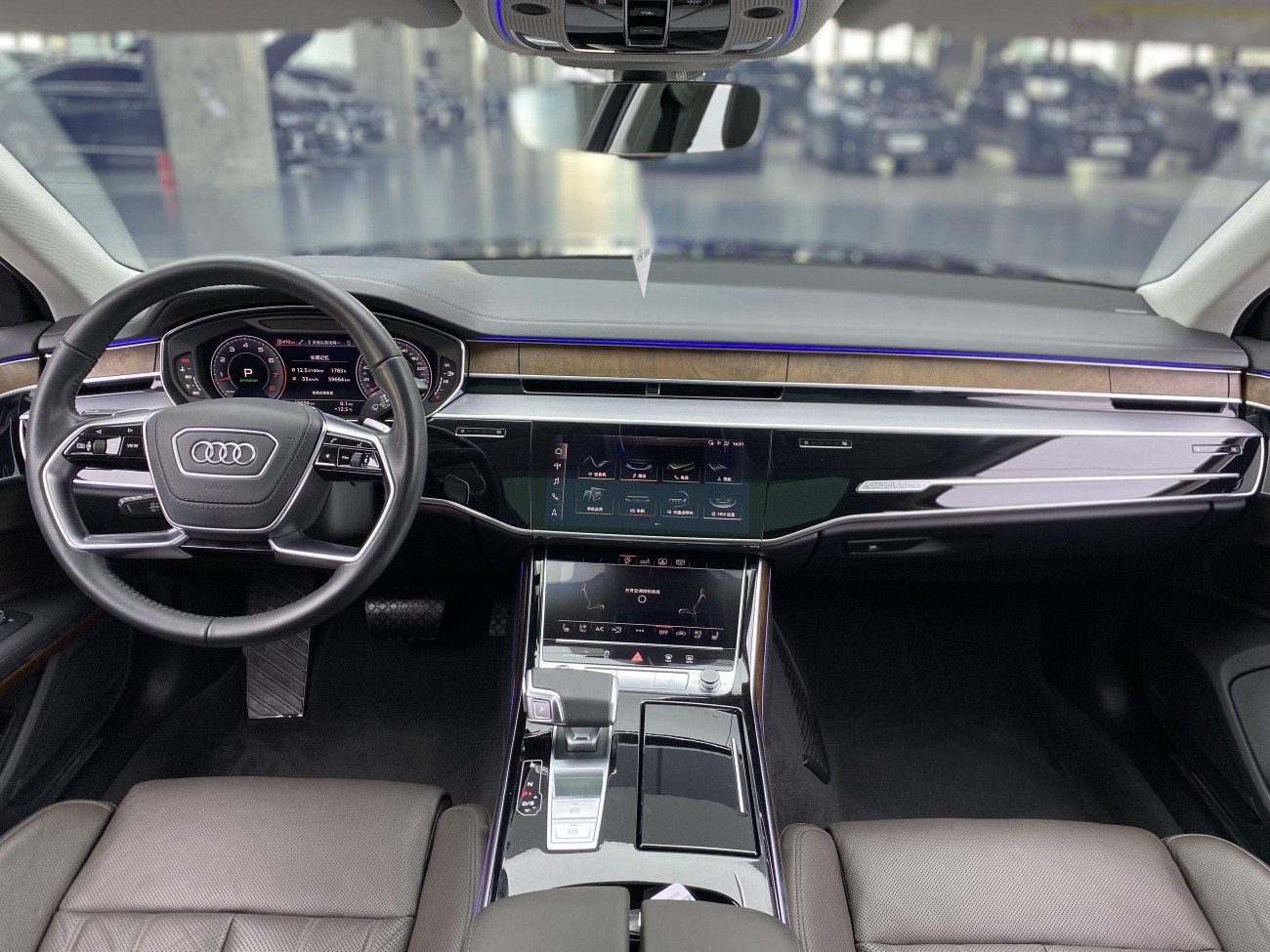 Audi A8L 55 TFSI 2020