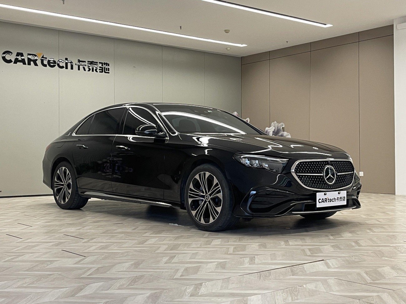 Mercedes-Benz E 300 L 2025