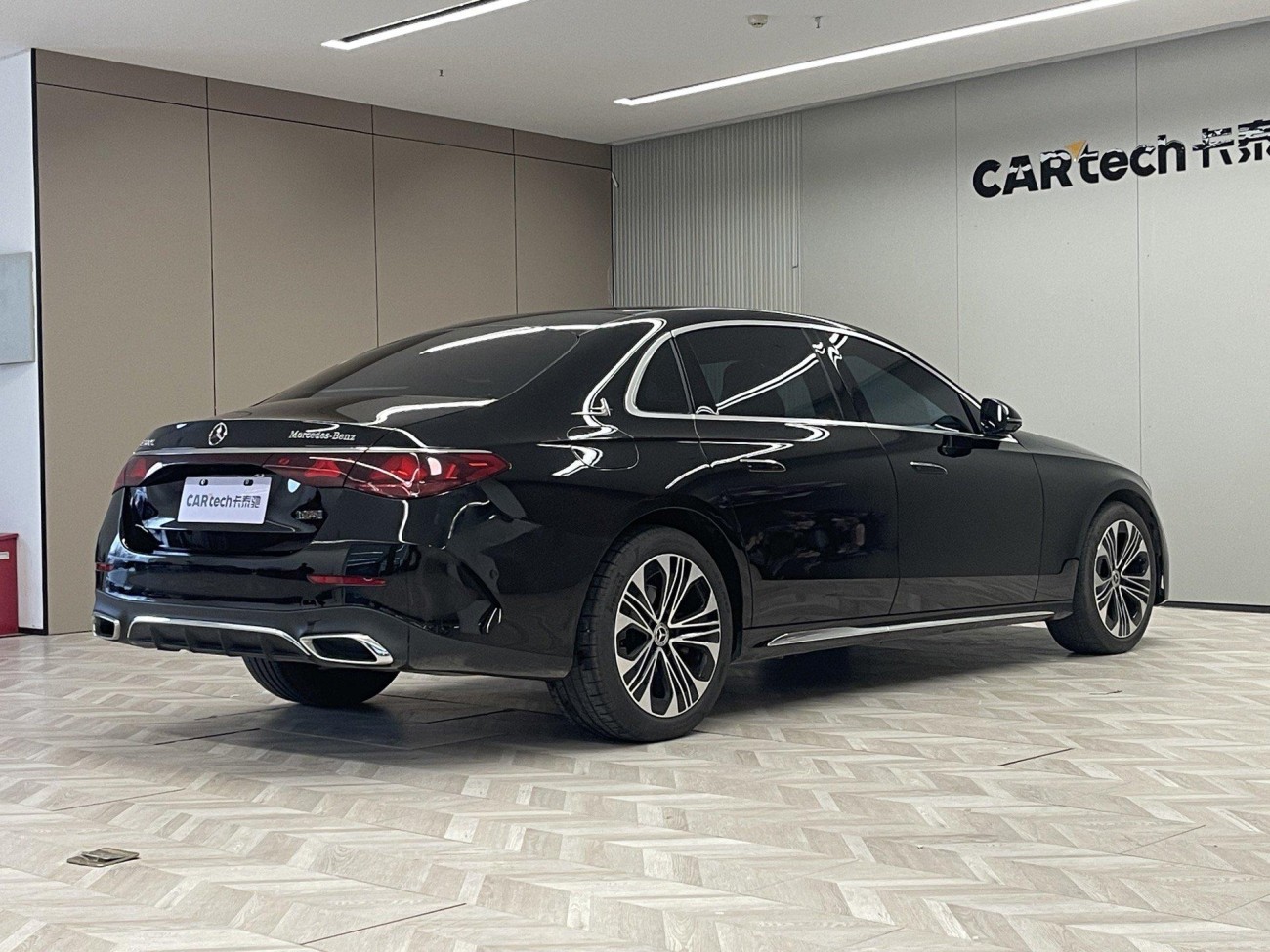 Mercedes-Benz E 300 L 2025