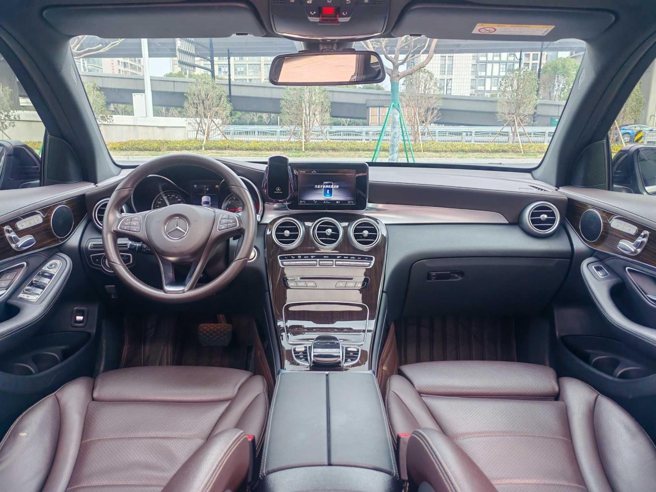 Mercedes-Benz GLC 260 L 2019