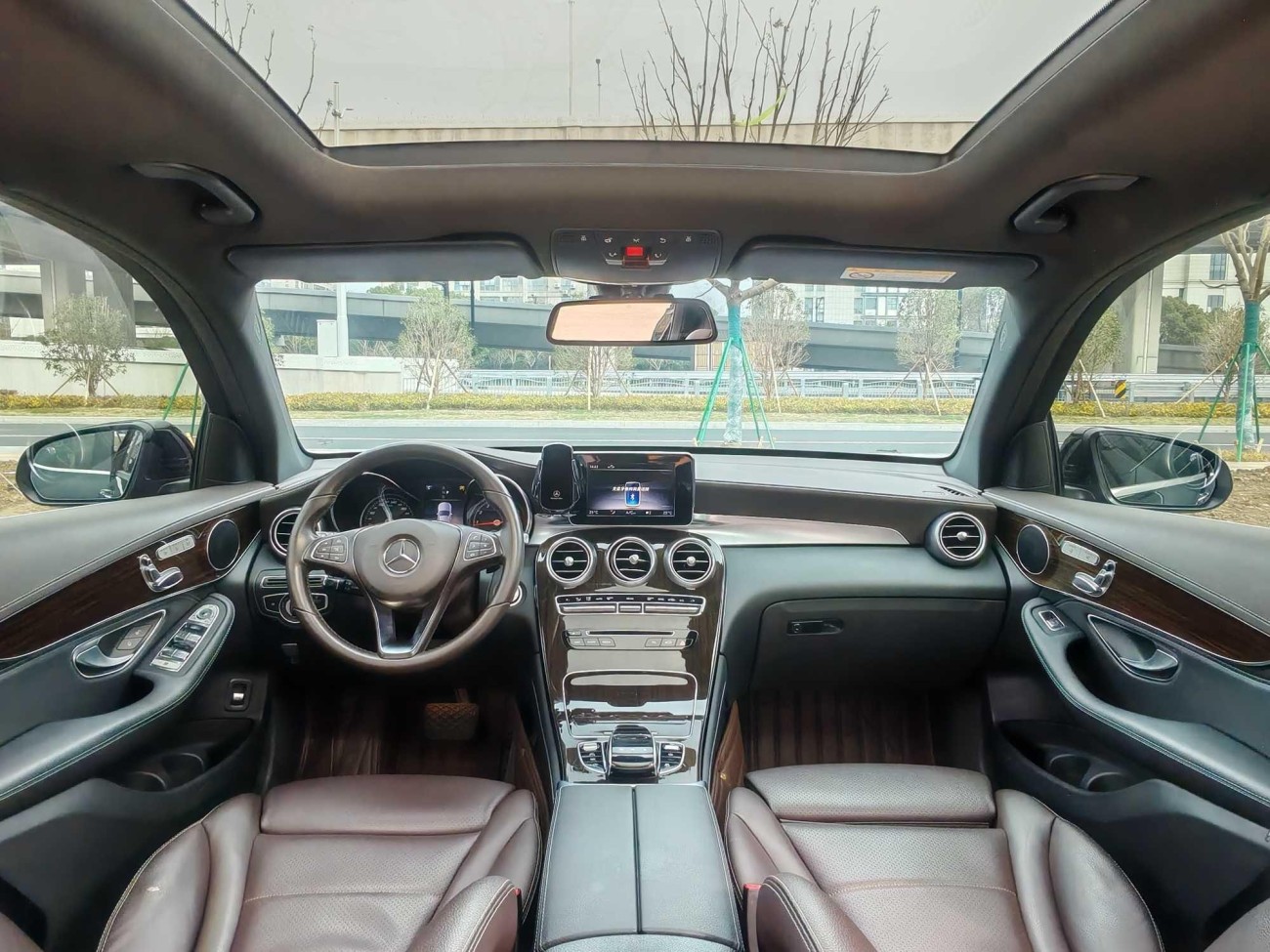 Mercedes-Benz GLC 260 L 2019