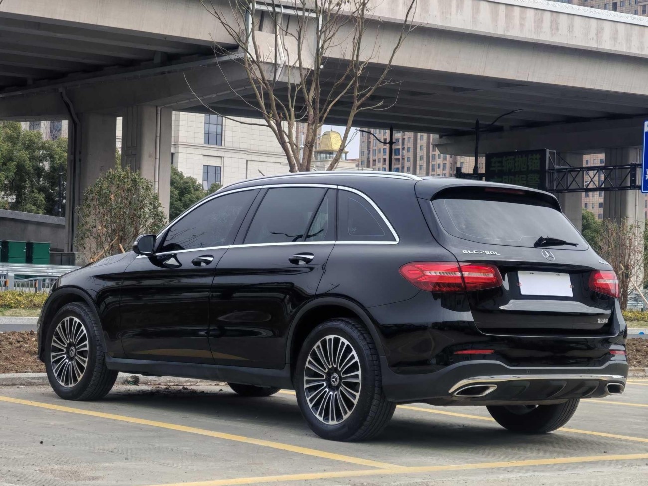 Mercedes-Benz GLC 260 L 2019