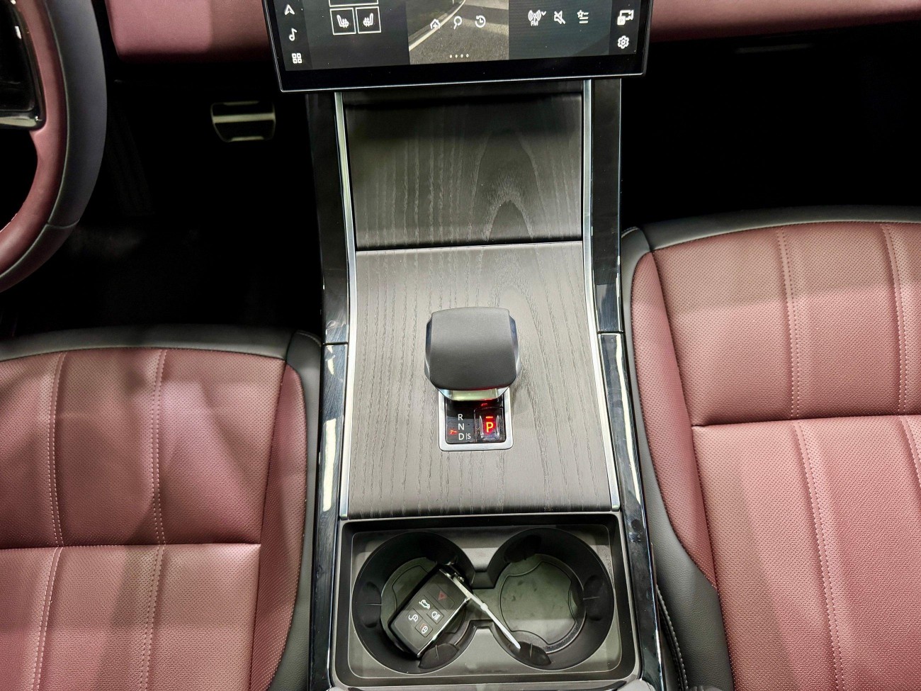 Land Rover Range Rover 2024