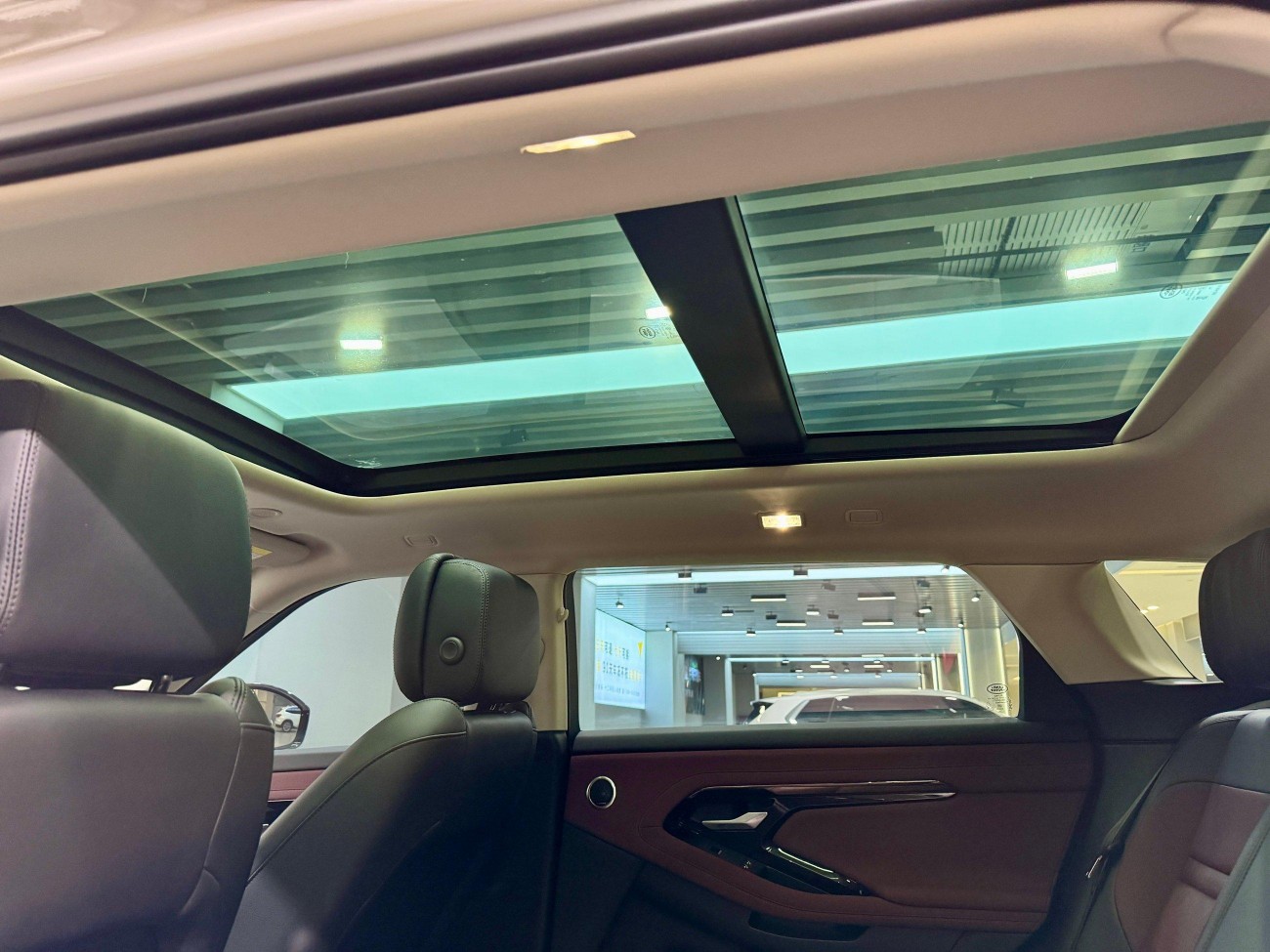 Land Rover Range Rover 2024