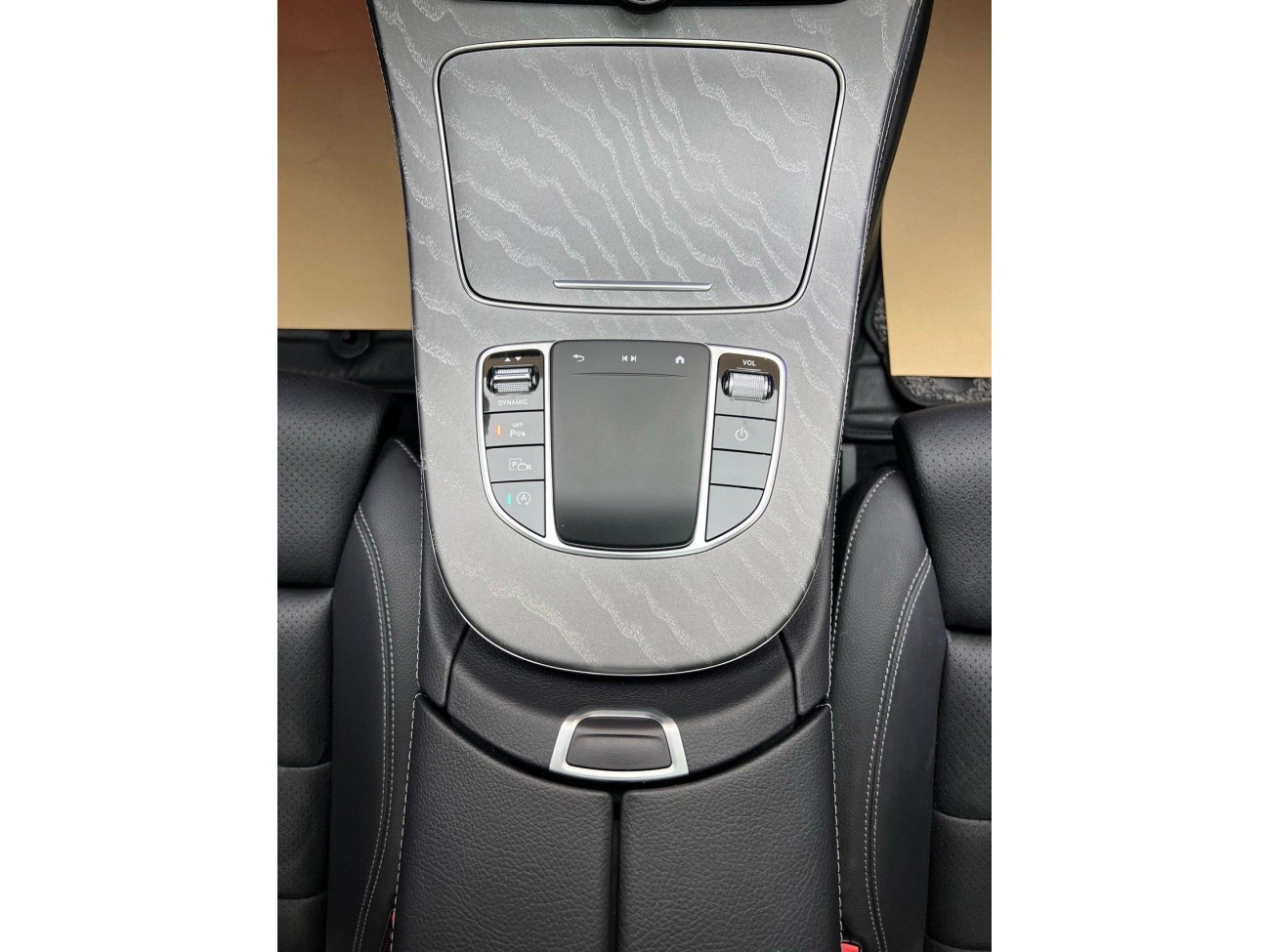 Mercedes-Benz E 260 L 2022