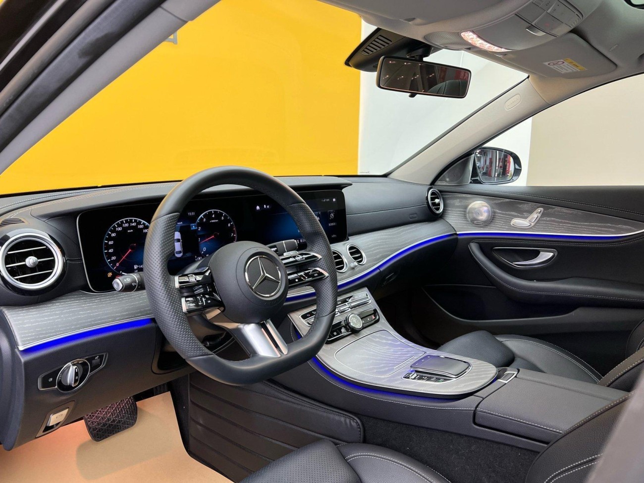Mercedes-Benz E 260 L 2022