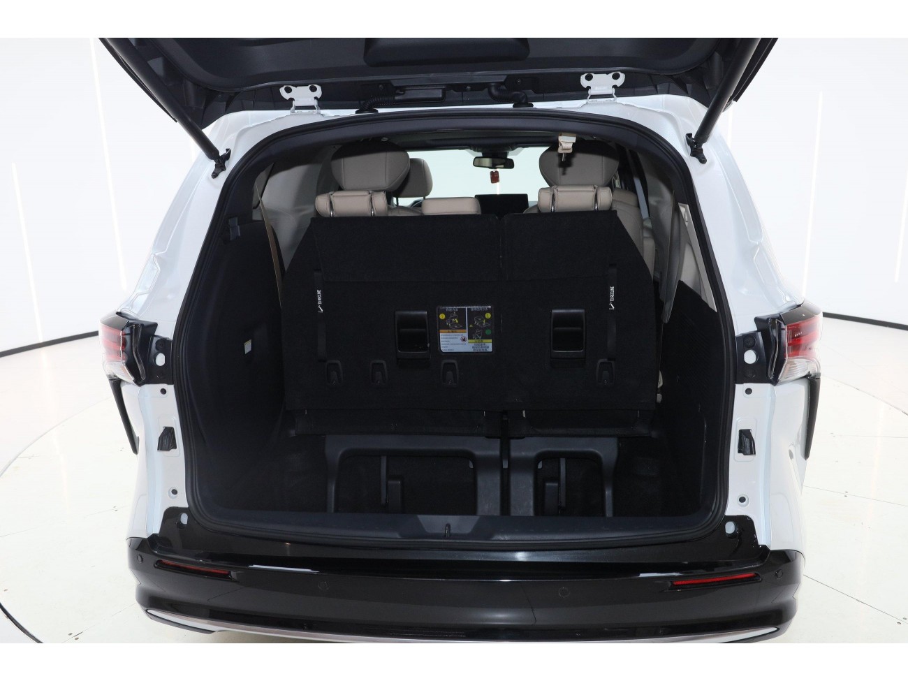 Toyota Sienna 2023