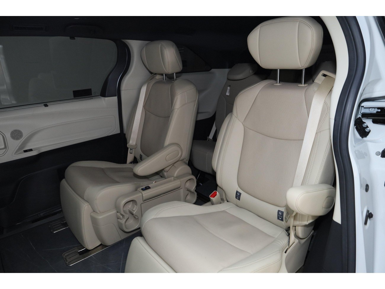 Toyota Sienna 2023