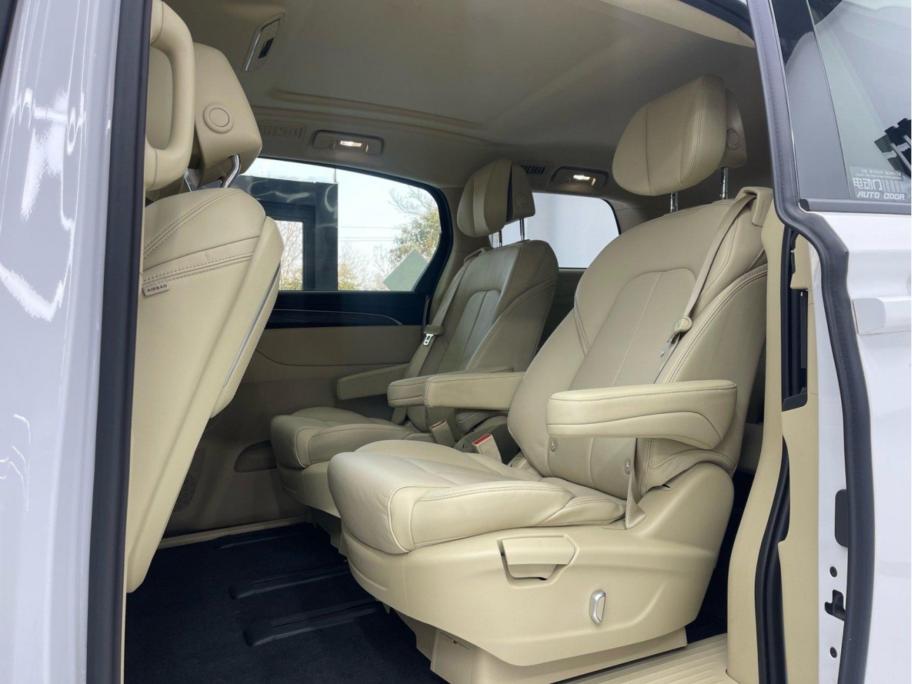 Buick GL8 2023