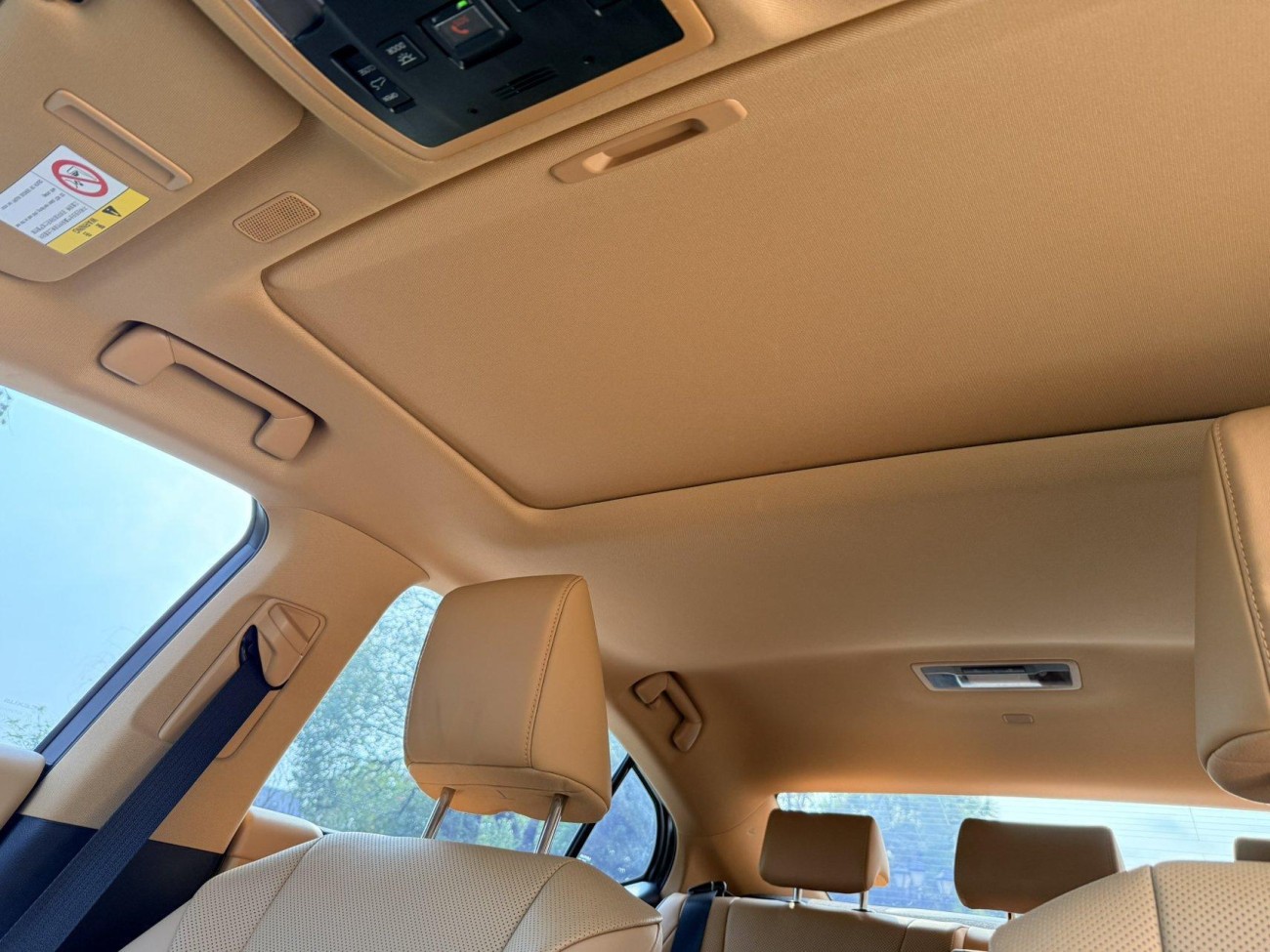 Lexus ES 200 2024