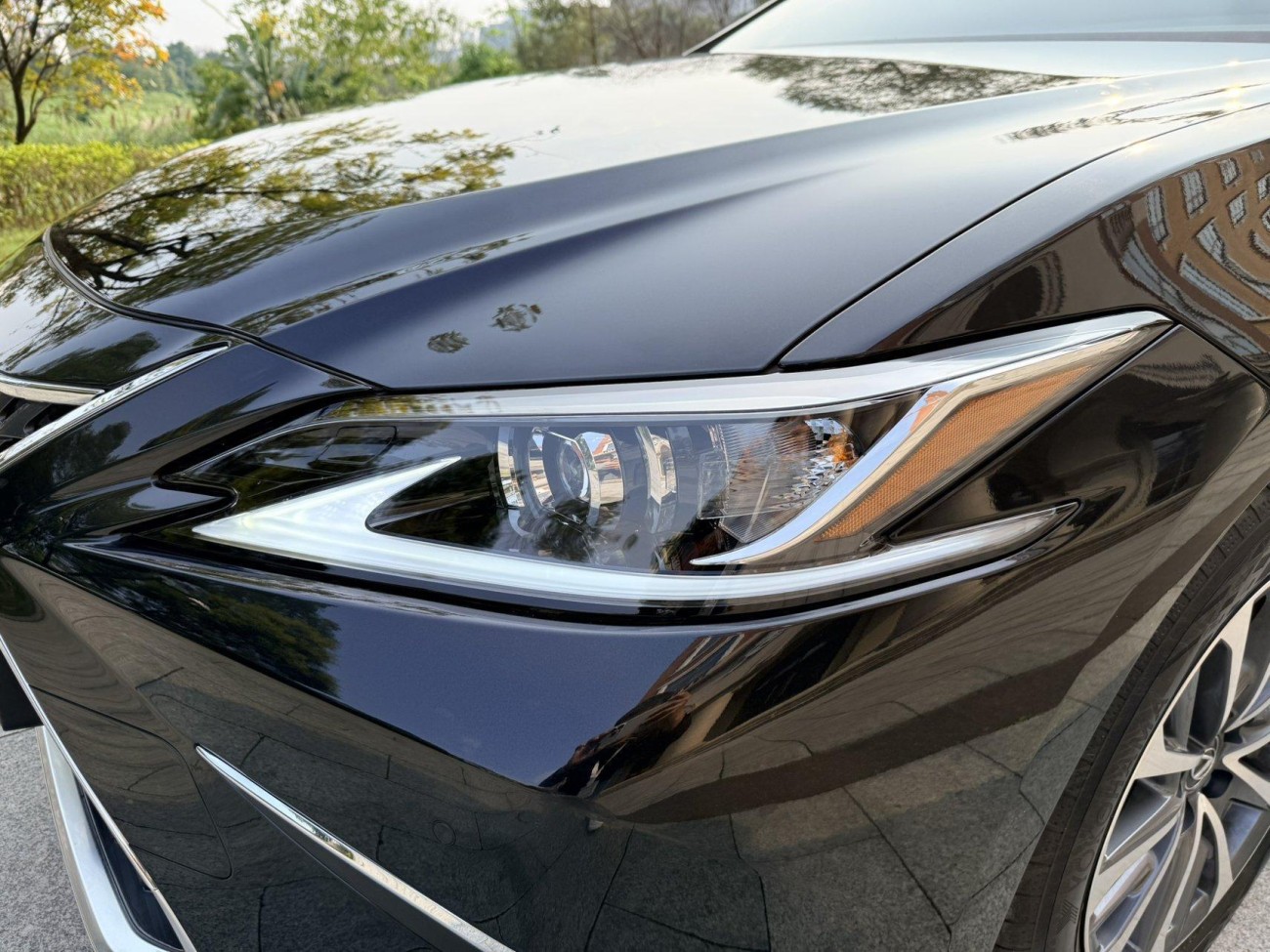 Lexus ES 200 2024