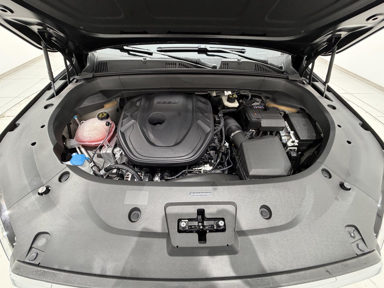 Geely Xingyue L 2025