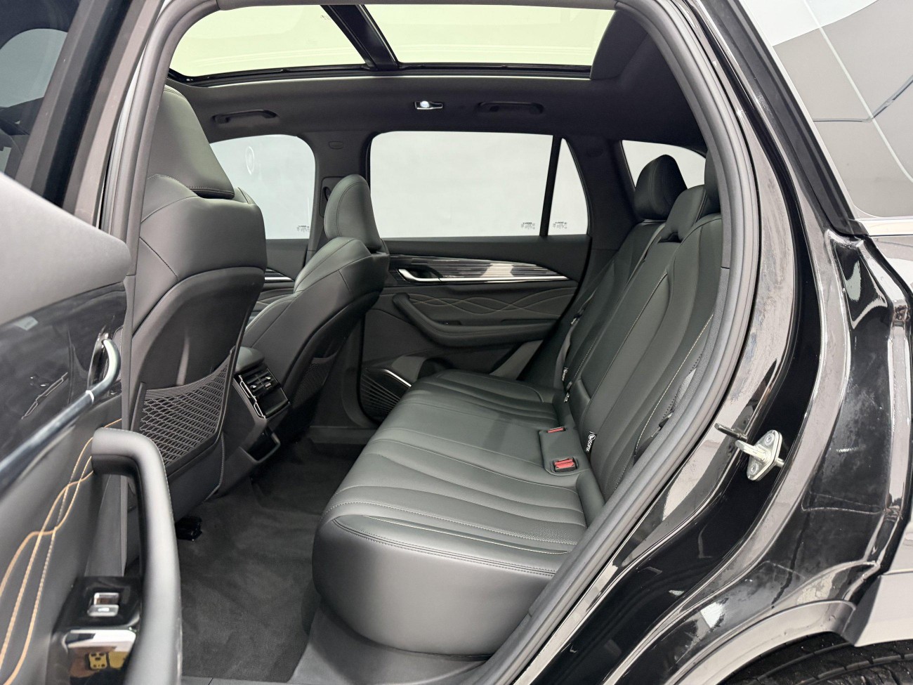 Geely Xingyue L 2025