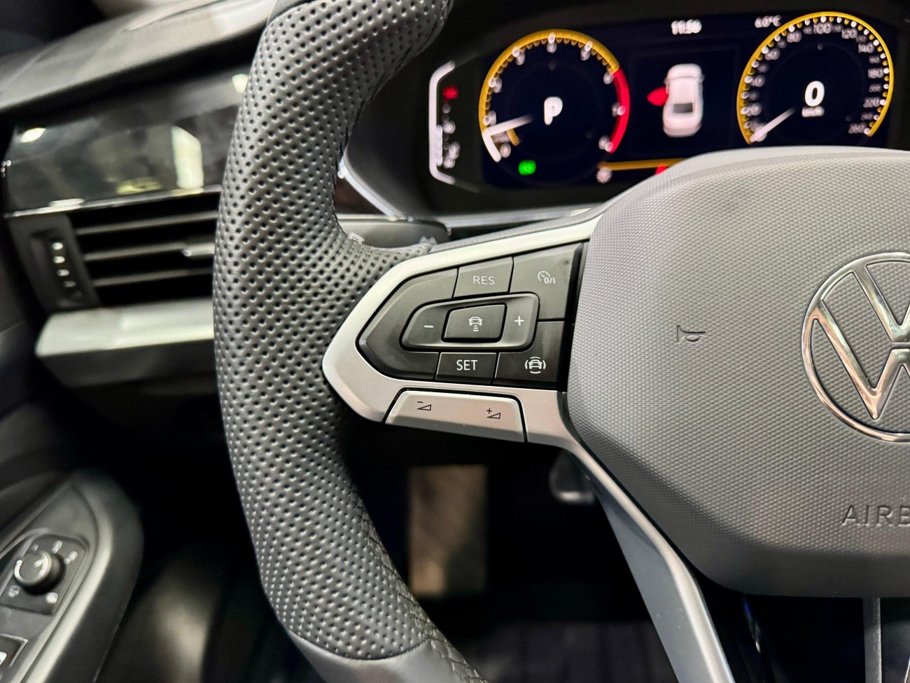 Volkswagen Passat 2025