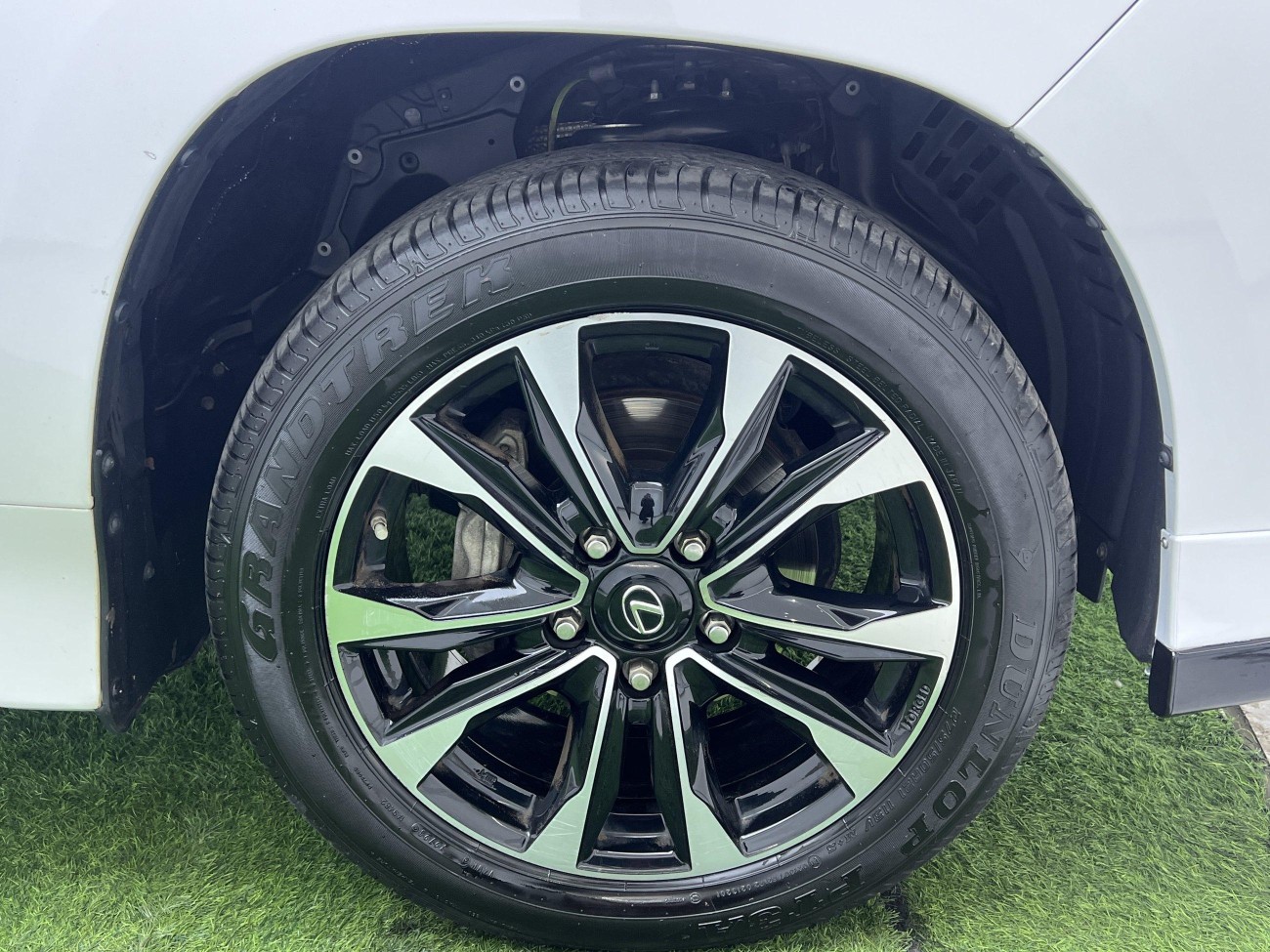 Lexus LX 570 2022
