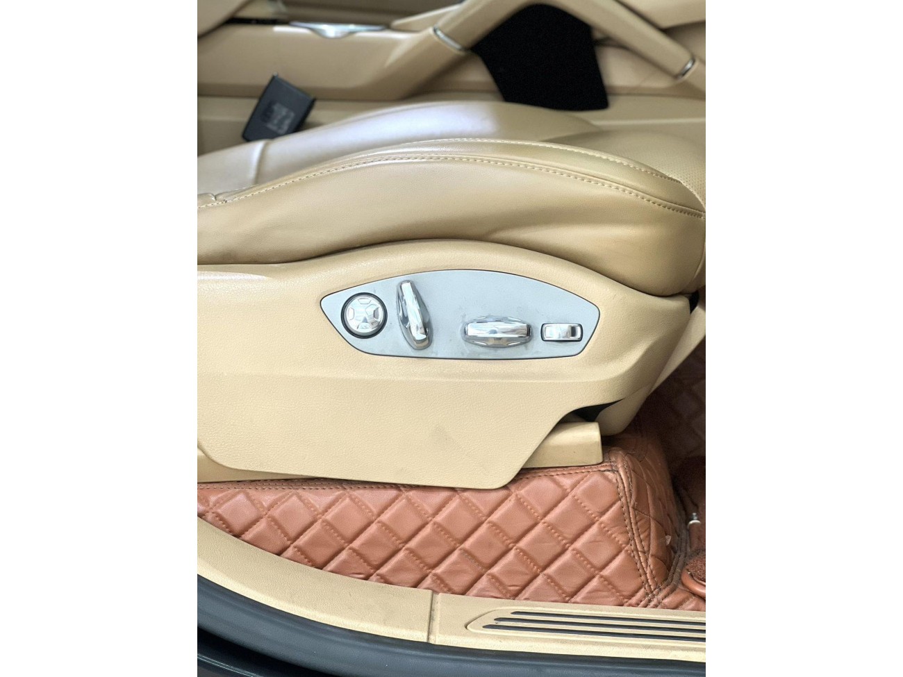 Porsche Cayenne 2014