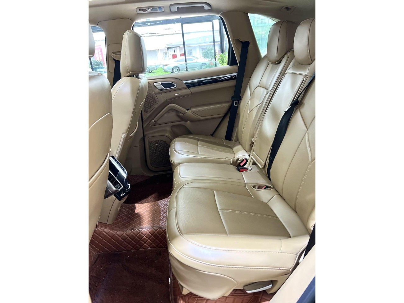 Porsche Cayenne 2014