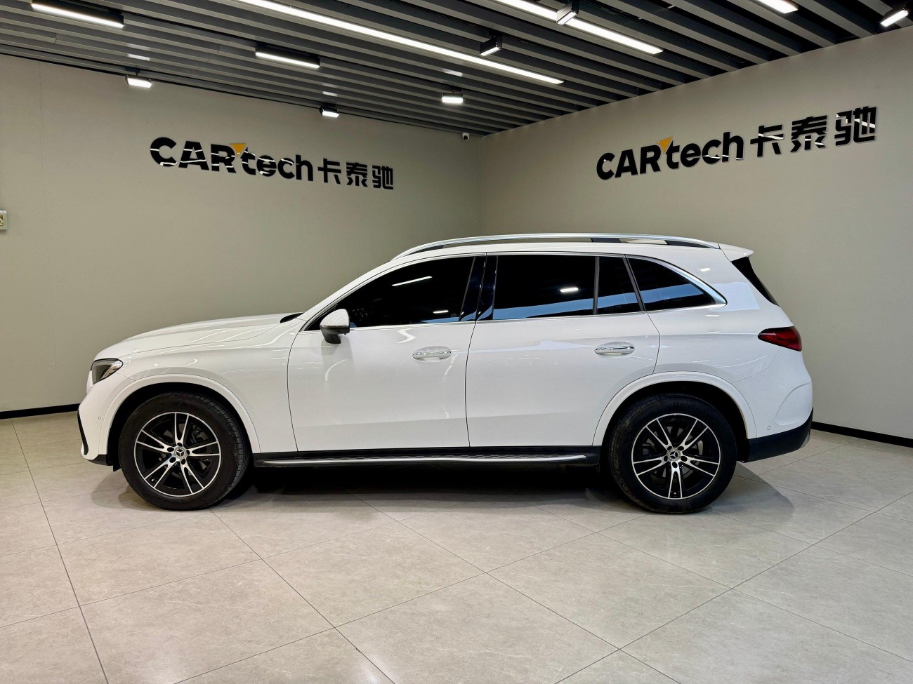 Mercedes-Benz GLC 260 L 2025