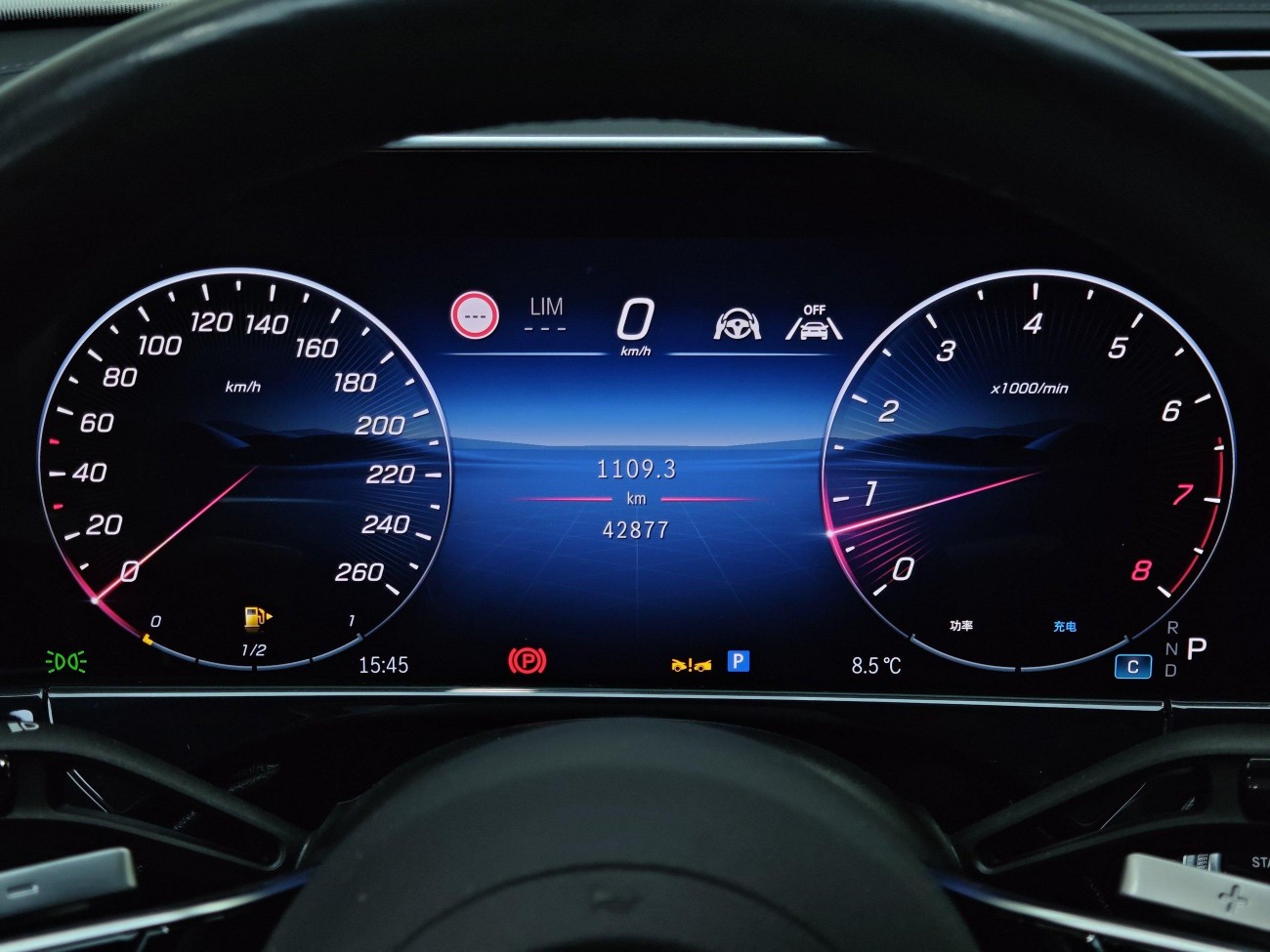 Mercedes-Benz E 300 L 2025