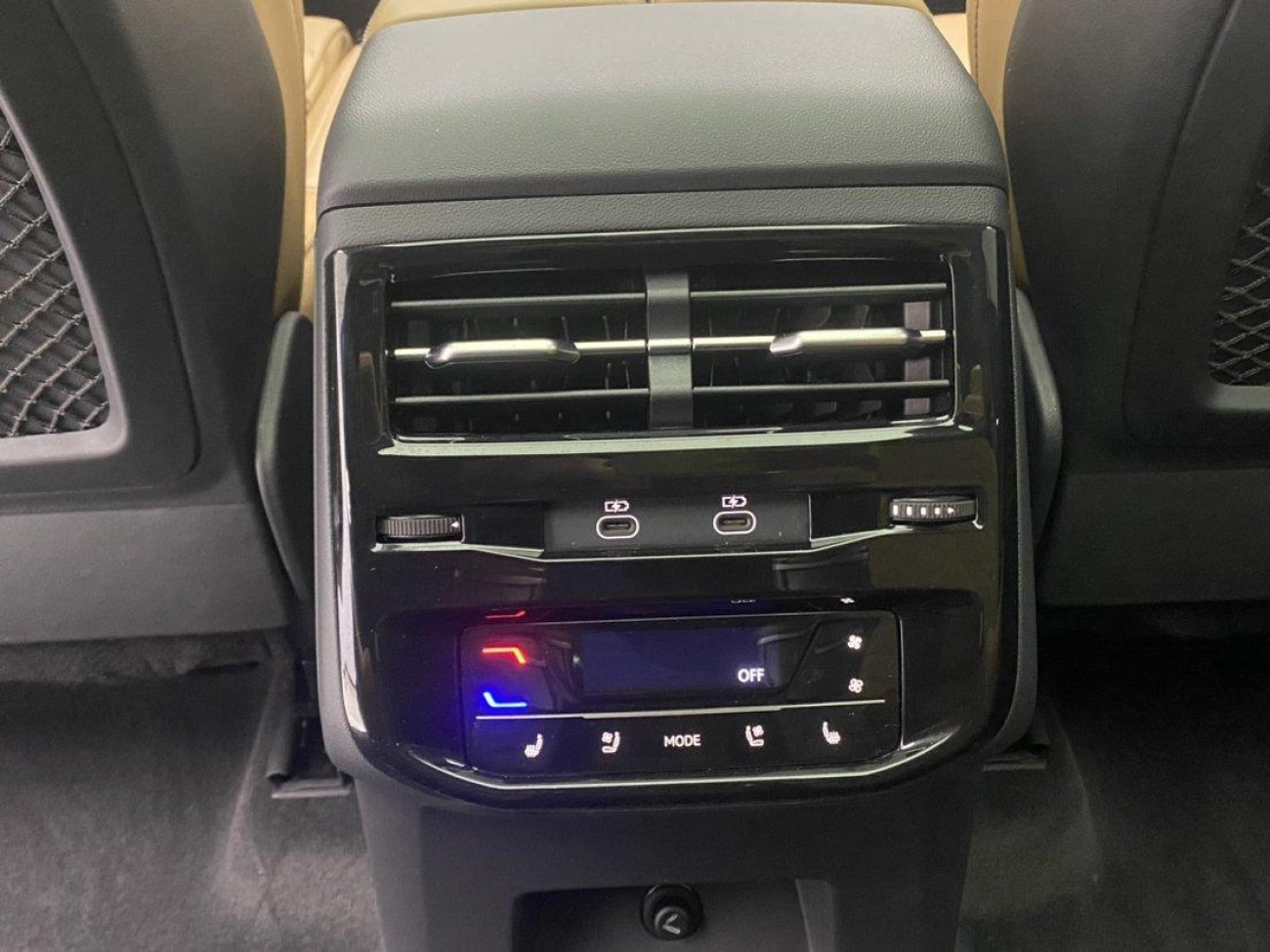 Audi Q6 50 TFSI 2023