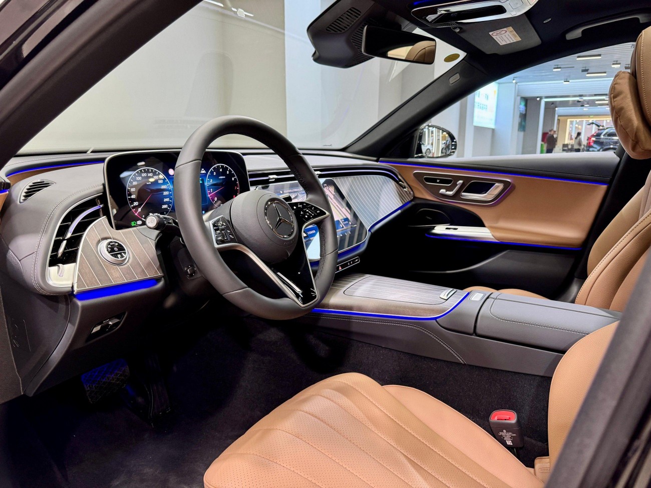 Mercedes-Benz E 300 L 2026
