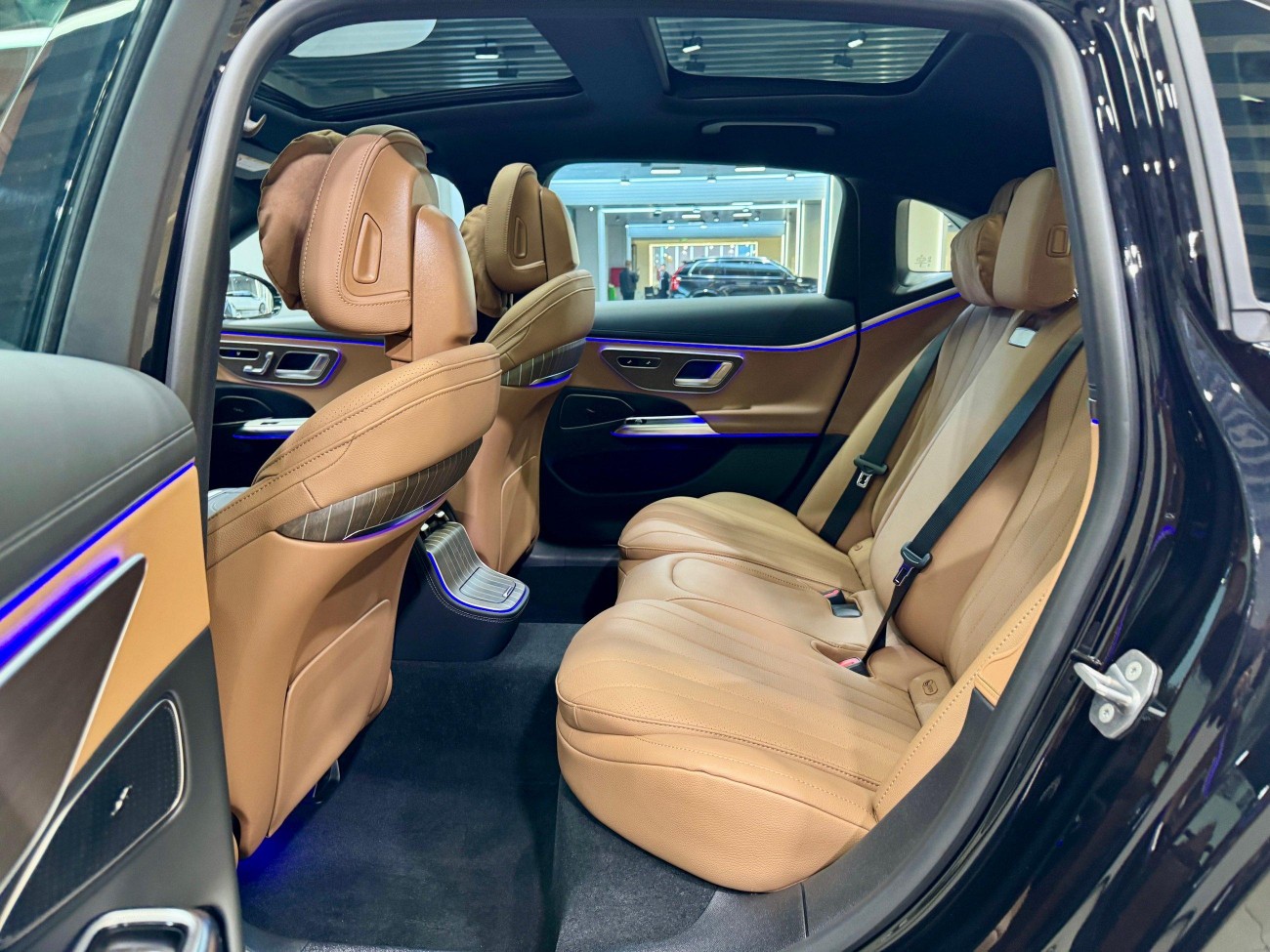 Mercedes-Benz E 300 L 2026