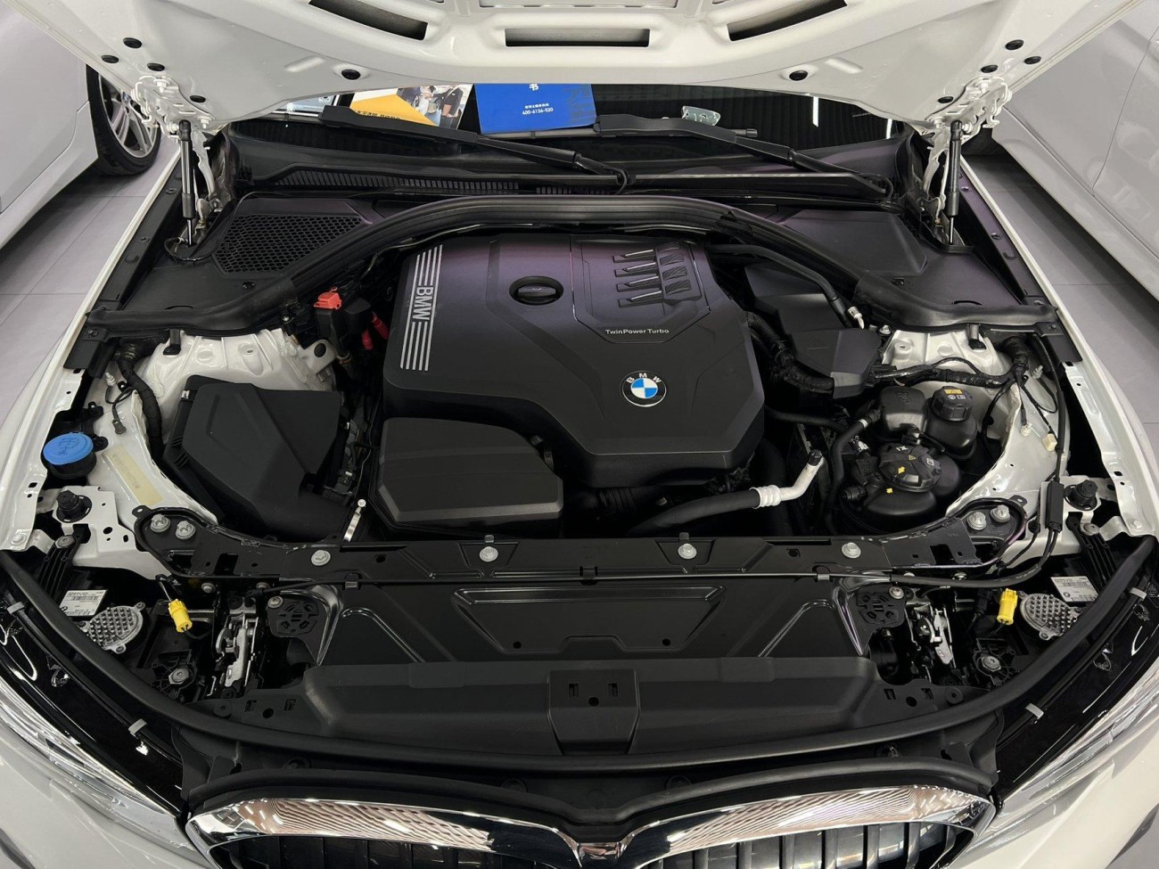 BMW 325Li 2020
