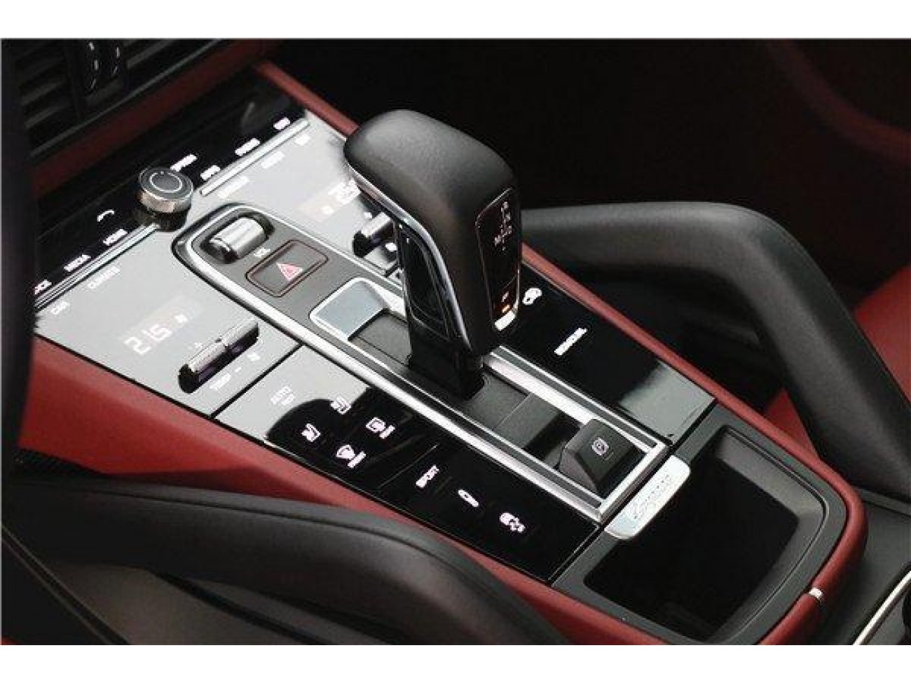 Porsche Cayenne 2023