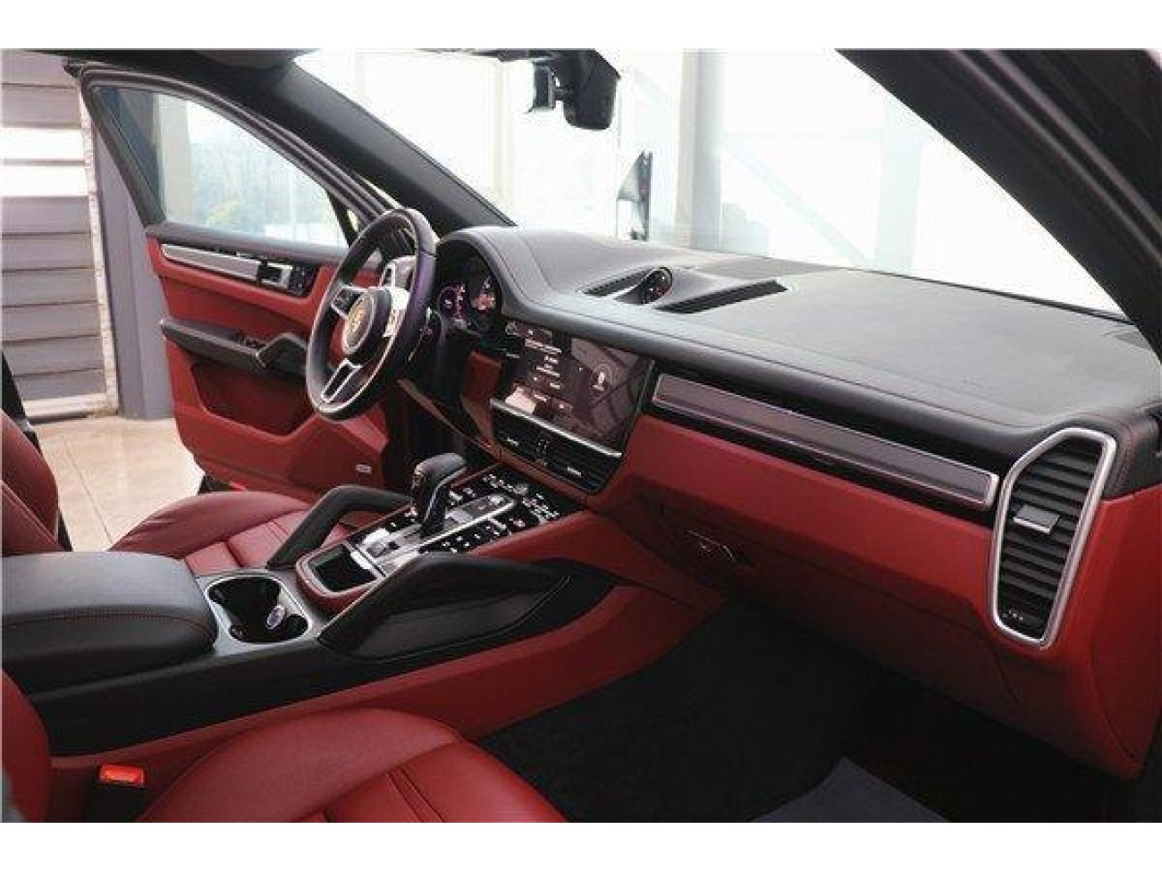 Porsche Cayenne 2023