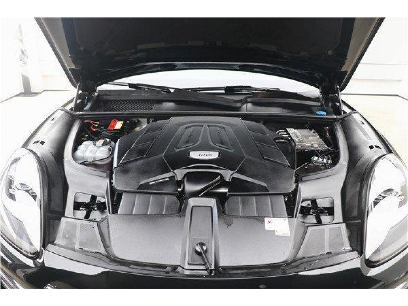 Porsche Cayenne 2023