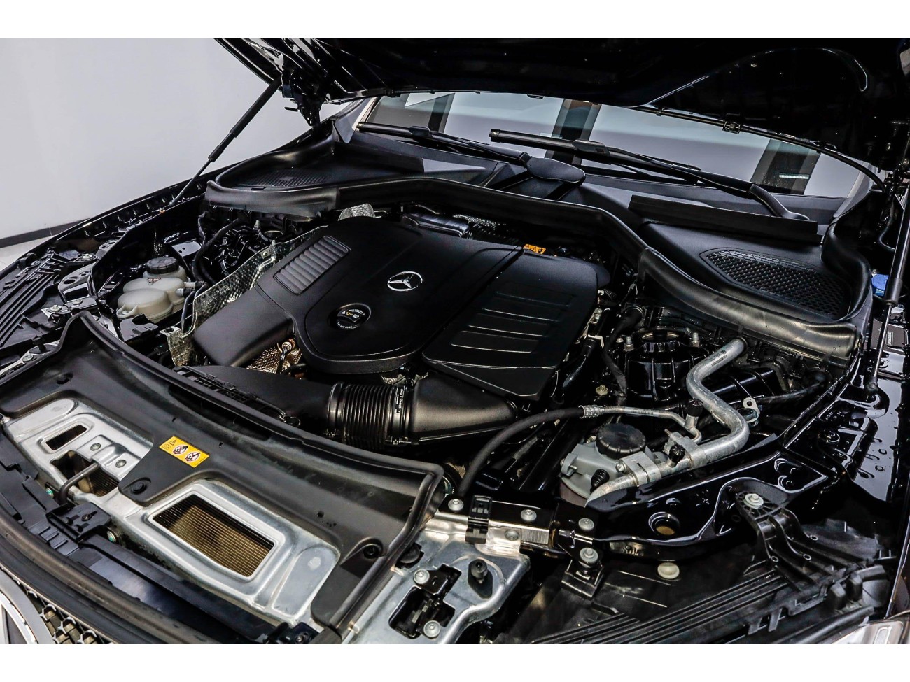 Mercedes-Benz GLC 260 L 2025