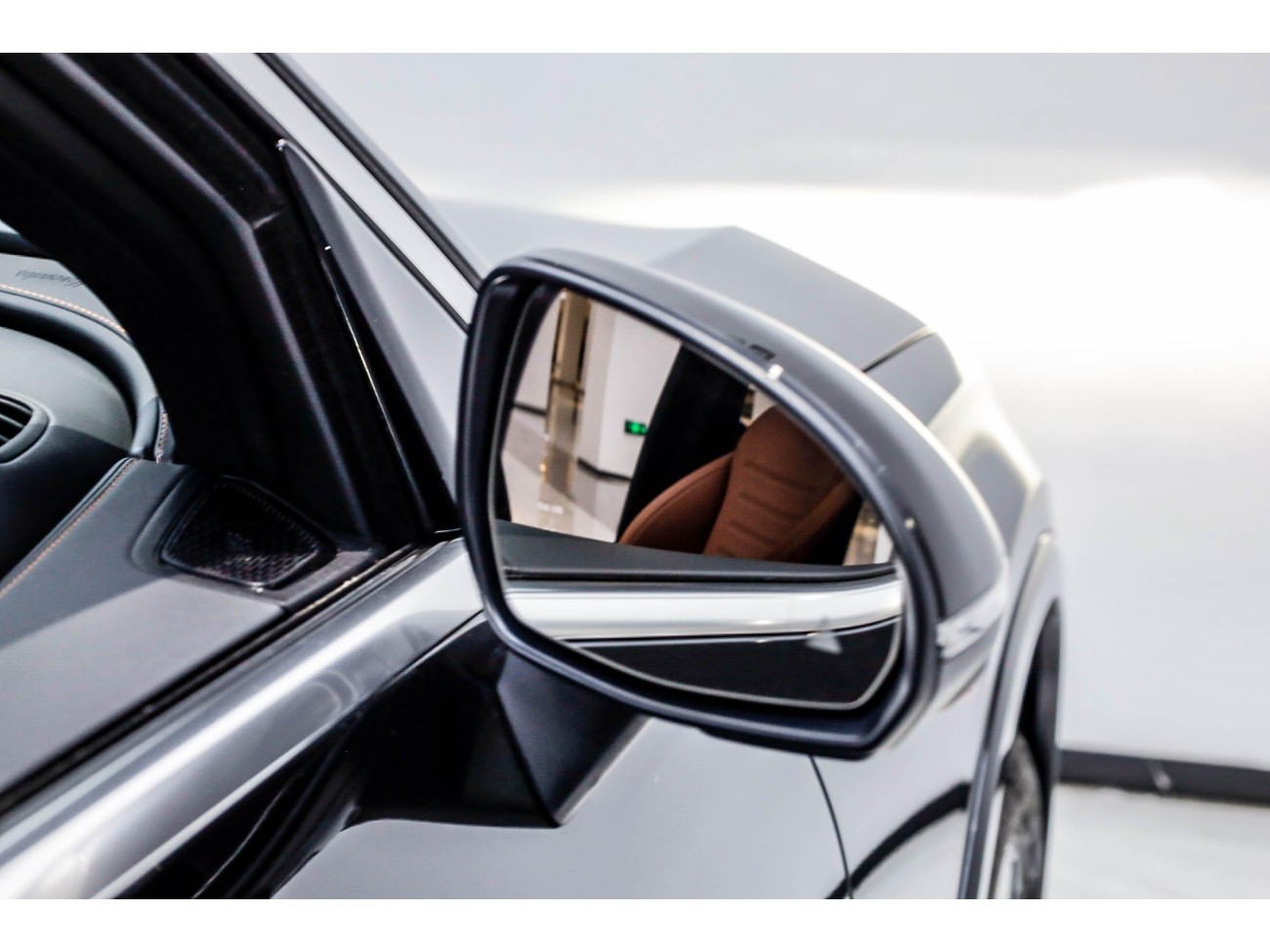 Mercedes-Benz GLC 260 L 2025