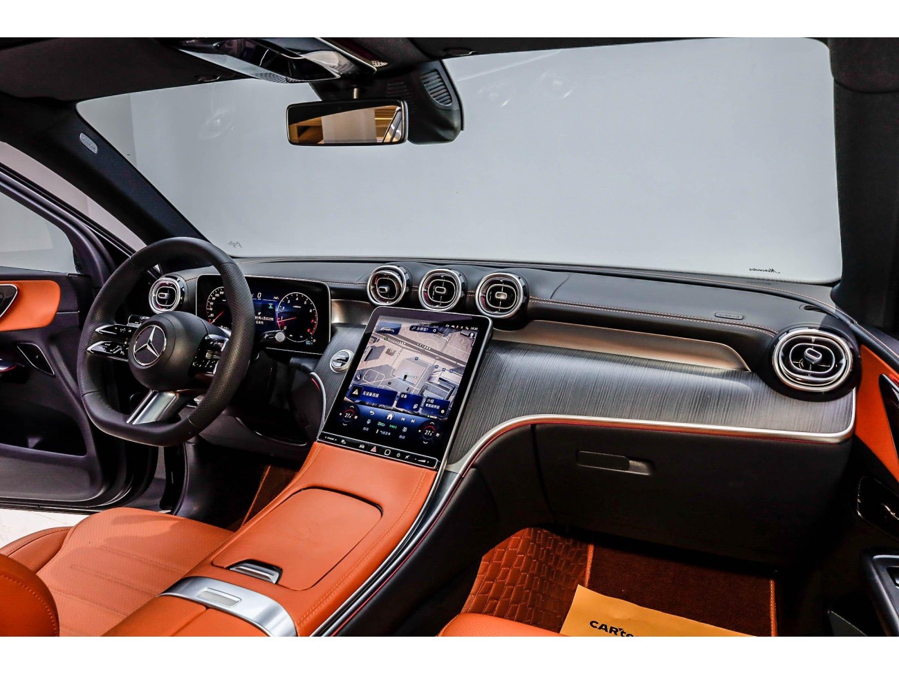 Mercedes-Benz GLC 260 L 2025