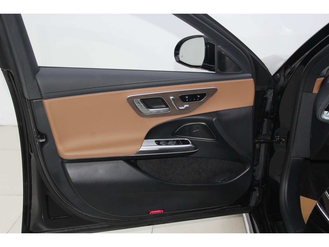 Mercedes-Benz E 300 L 2024
