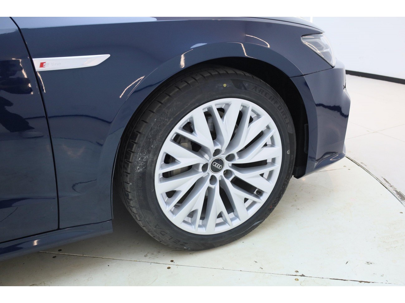 Audi A7L 45 TFSI 2024
