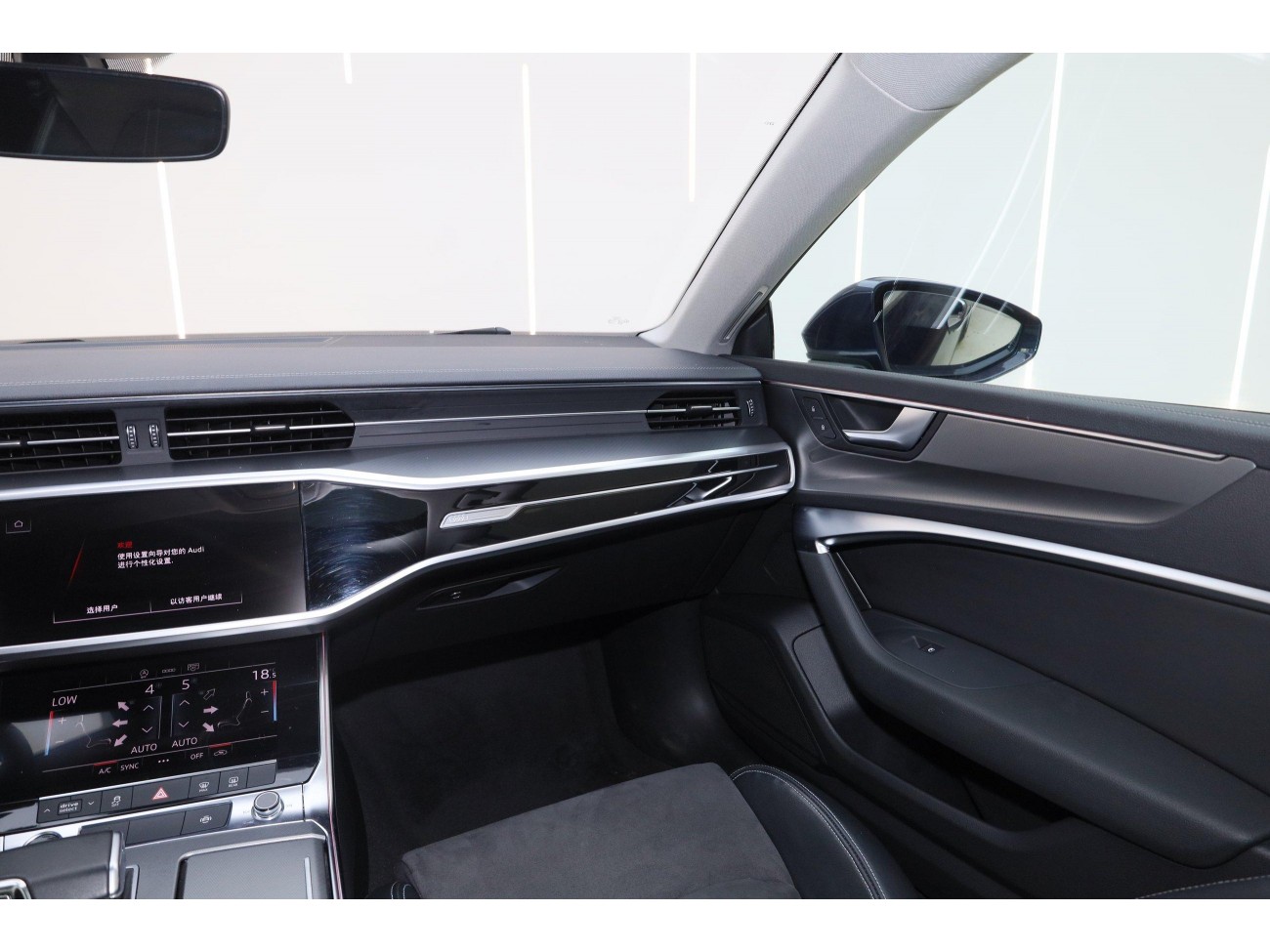 Audi A7L 45 TFSI 2024