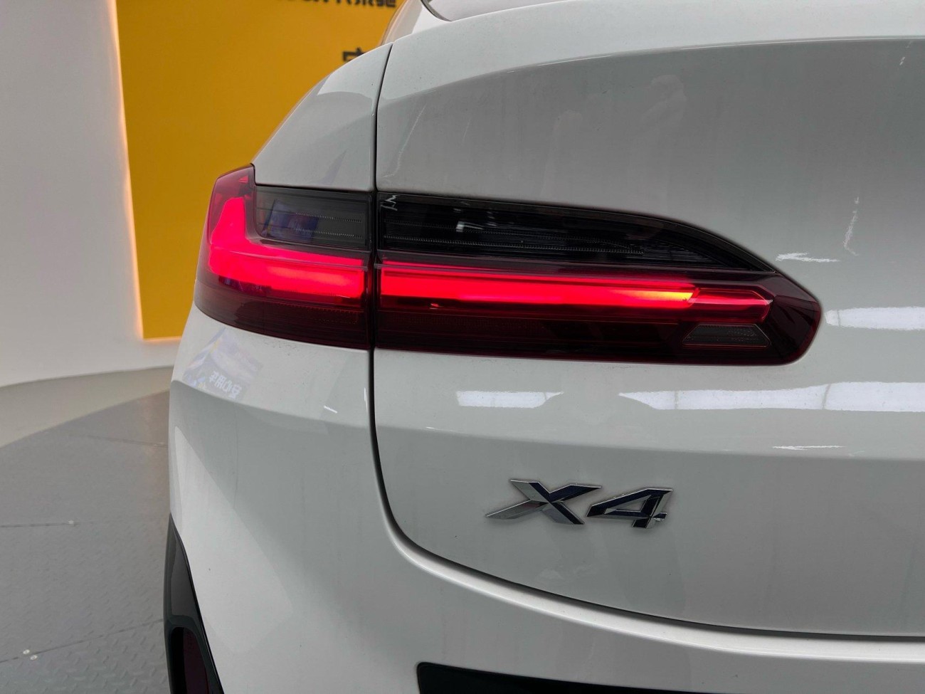 BMW X4 2023