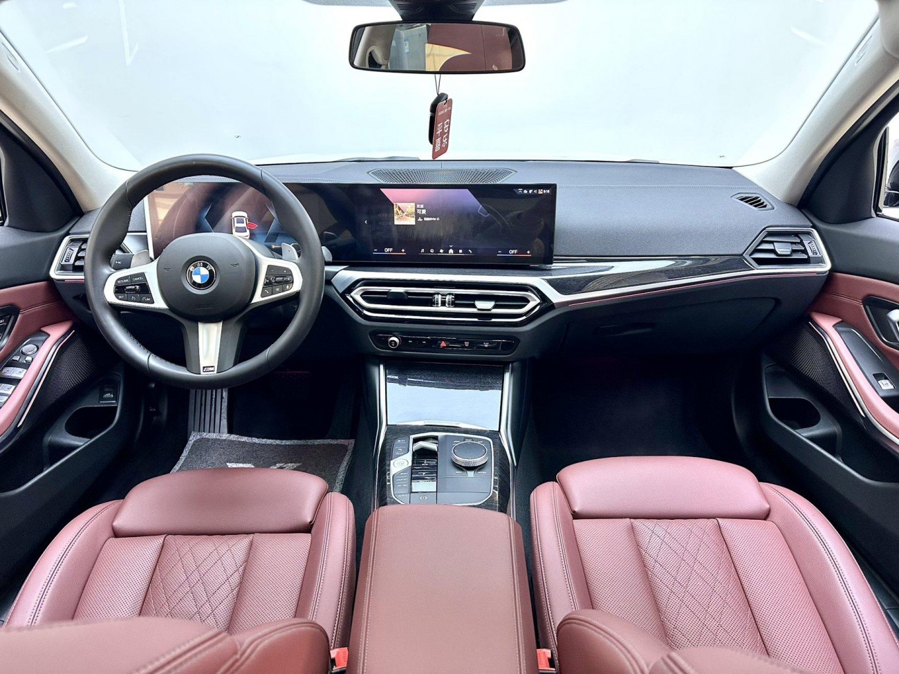 BMW 325Li 2024