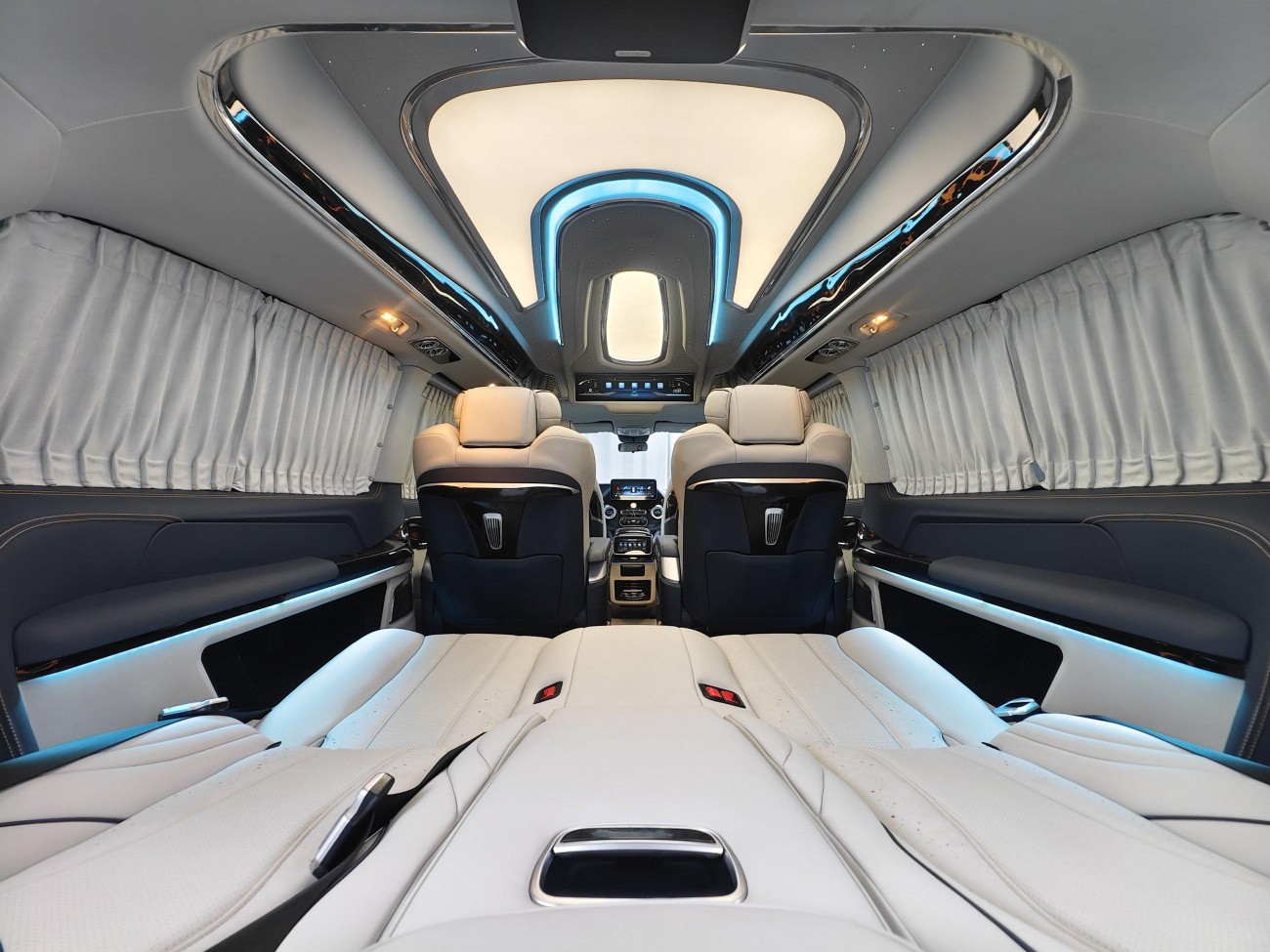 Mercedes-Benz 2023 2023